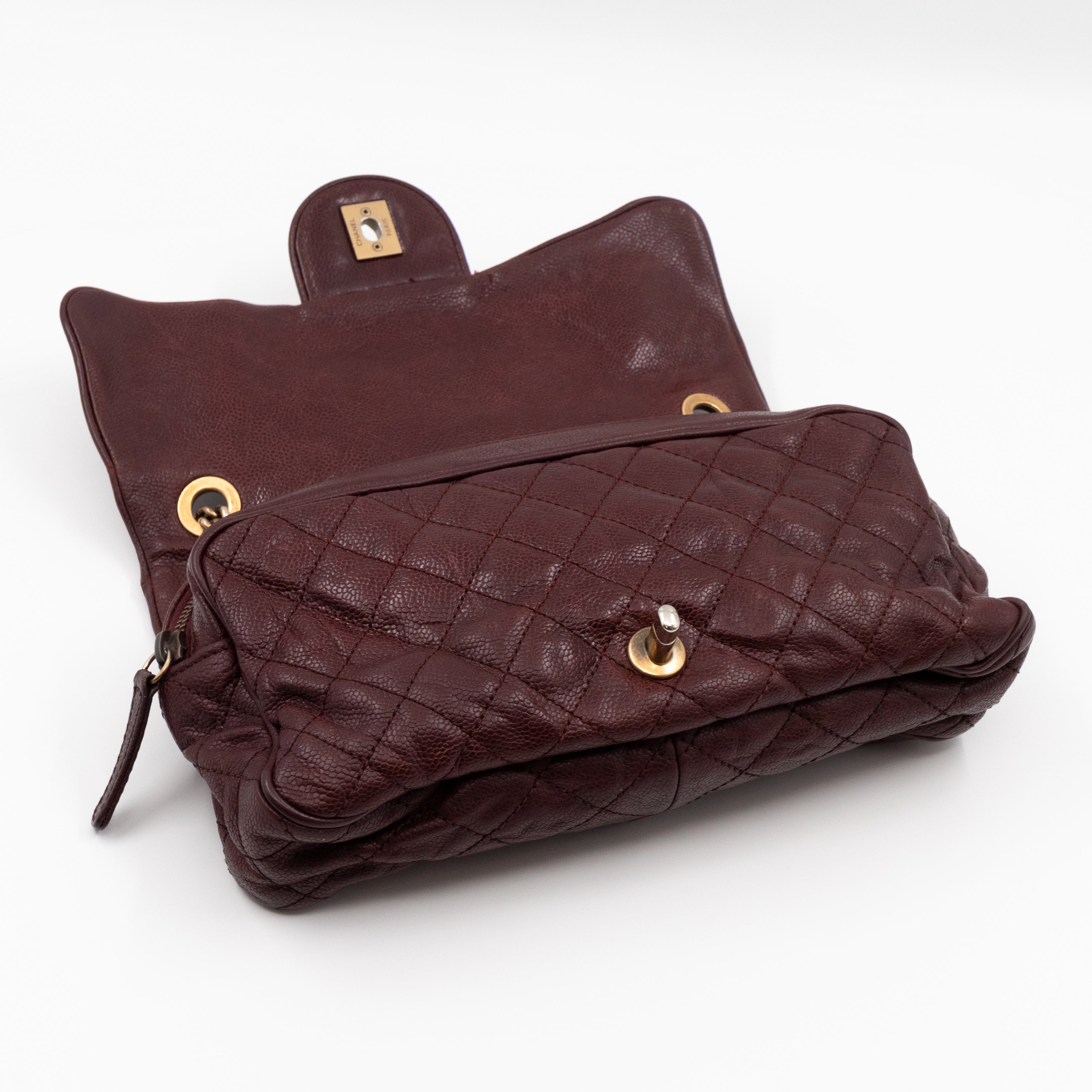 Easy Flap Bag Burgundy Caviar Aged Gold