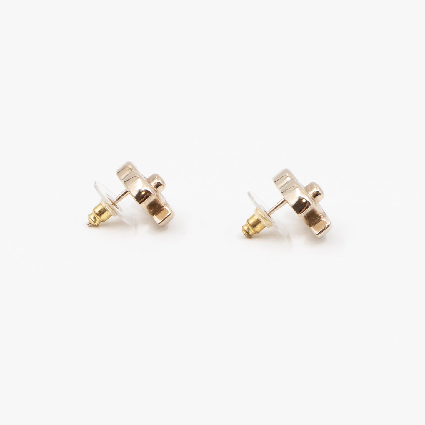 CC Turn-Lock Earrings Light Gold
