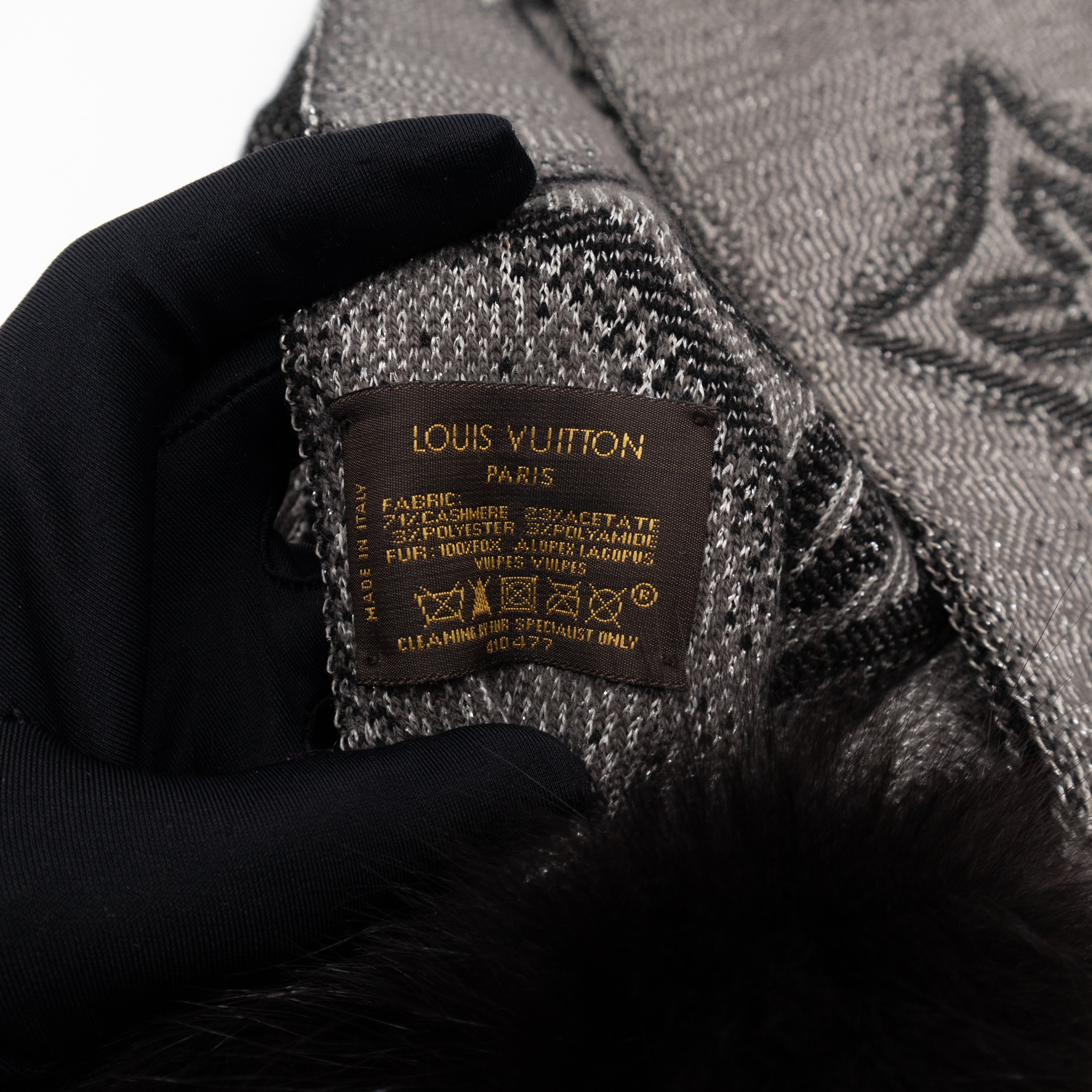 Poliana Fox Fur Cashmere Shawl Black