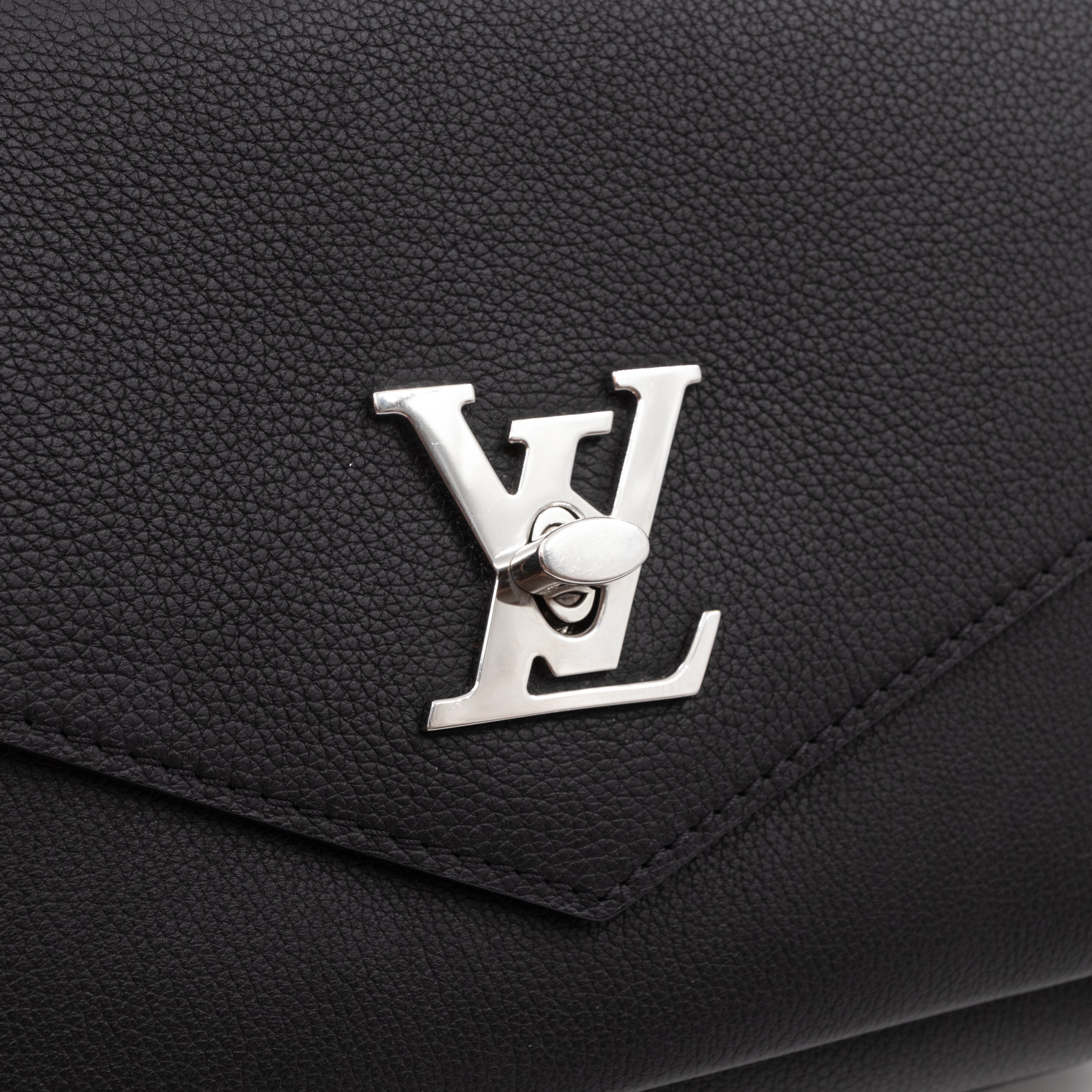 MyLockMe BB Chain Bag Black Leather