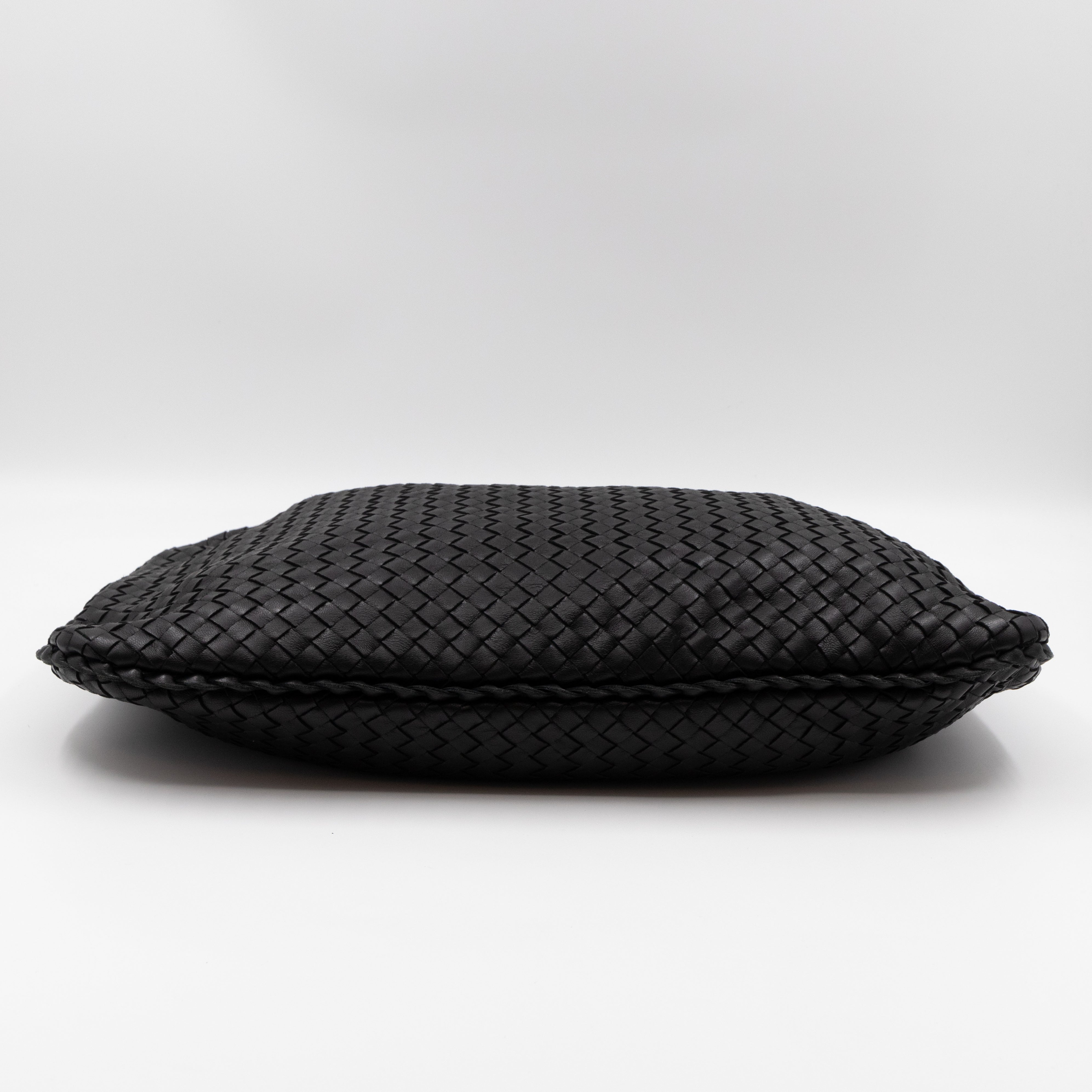 Veneta Hobo Bag Intrecciato Black Leather