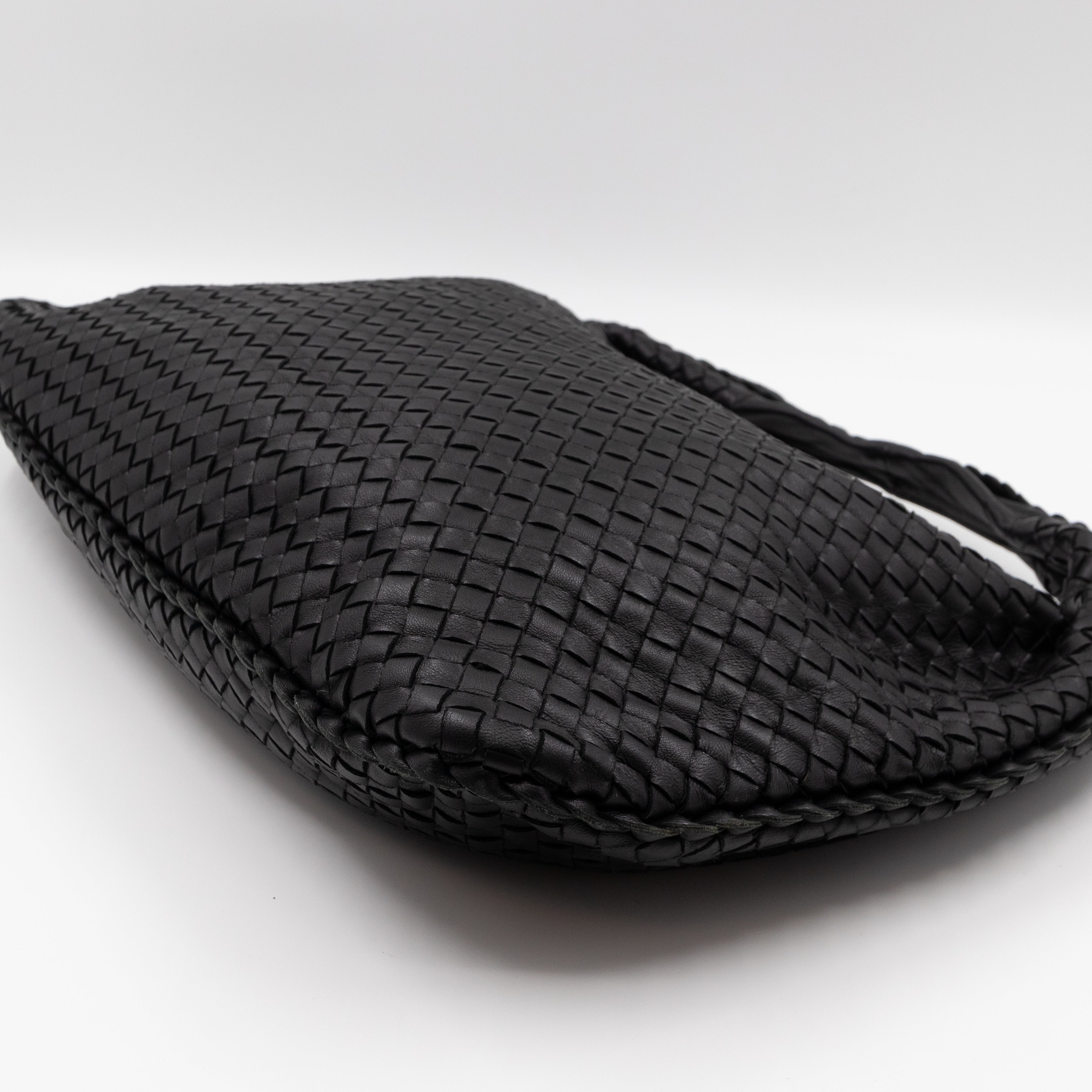 Veneta Hobo Bag Intrecciato Black Leather
