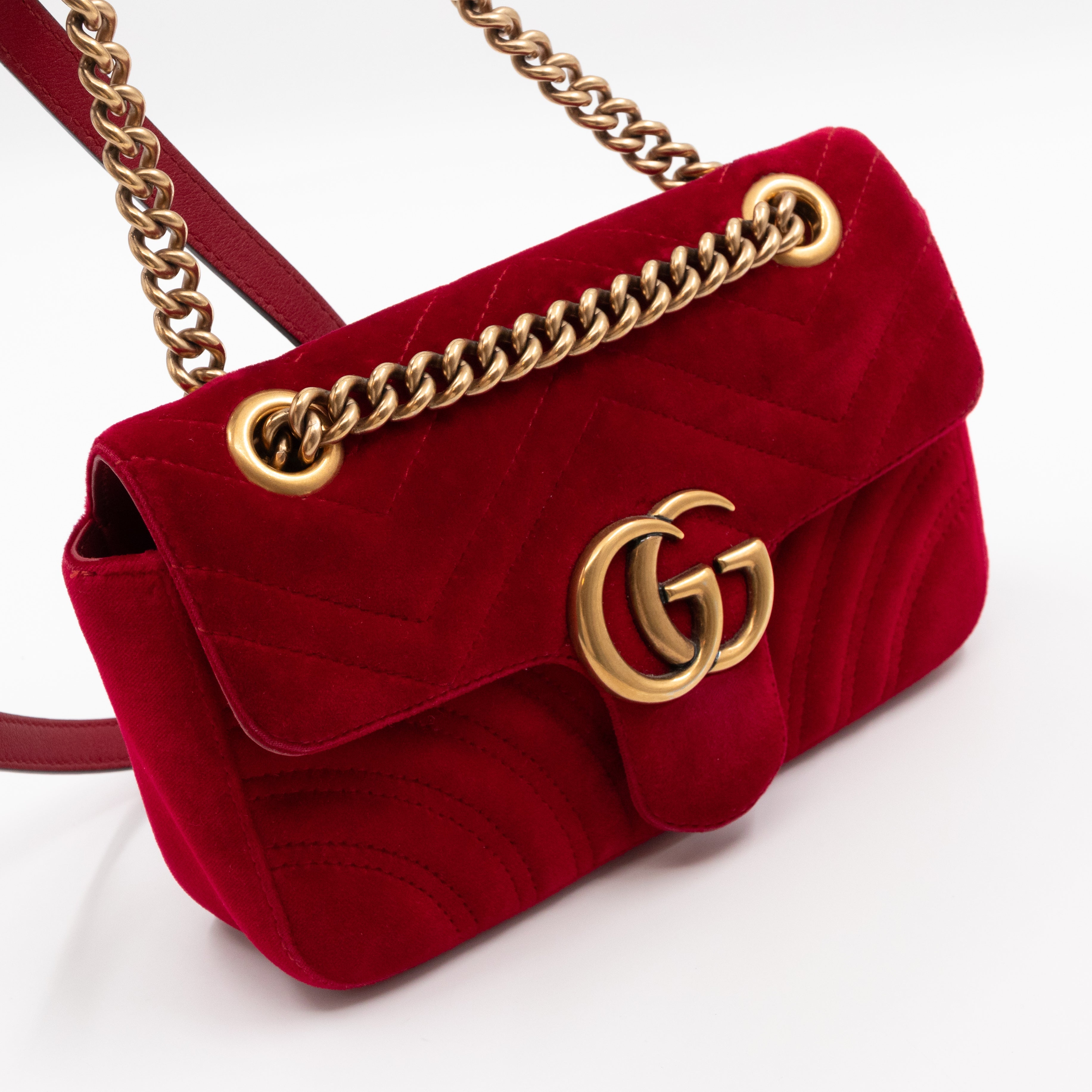 GG Marmont Flap Mini Red Velvet Aged Gold