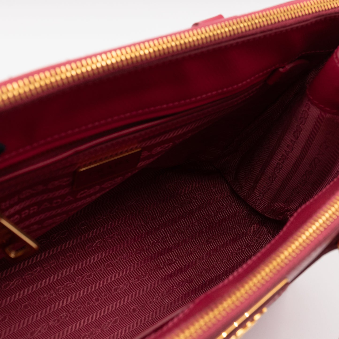 Galleria Medium Double Zip Pink Saffiano Vernice