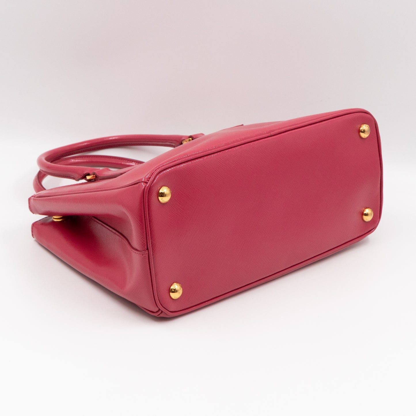 Galleria Medium Double Zip Pink Saffiano Vernice