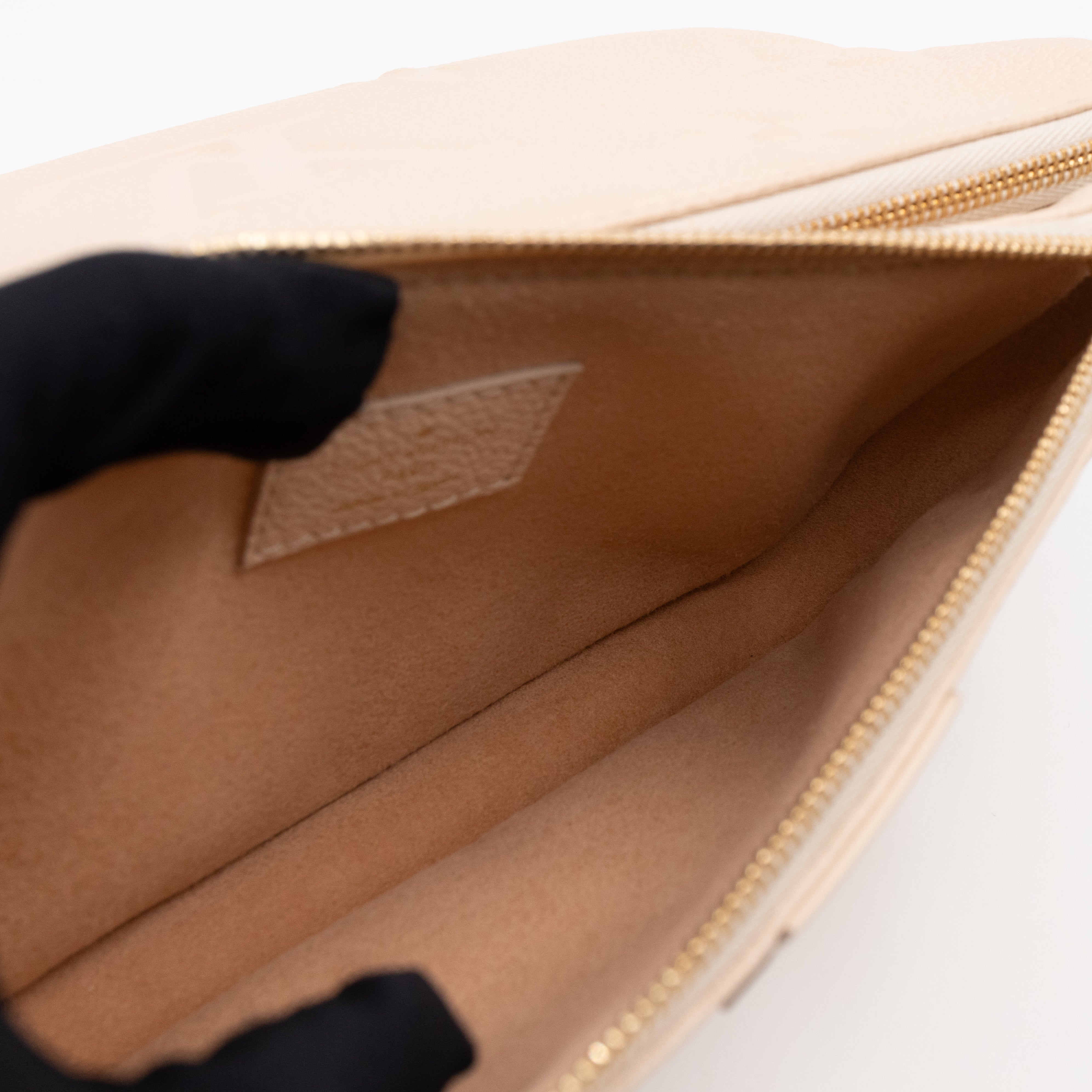 Multi Pochette Accessoires Monogram Empreinte Cream