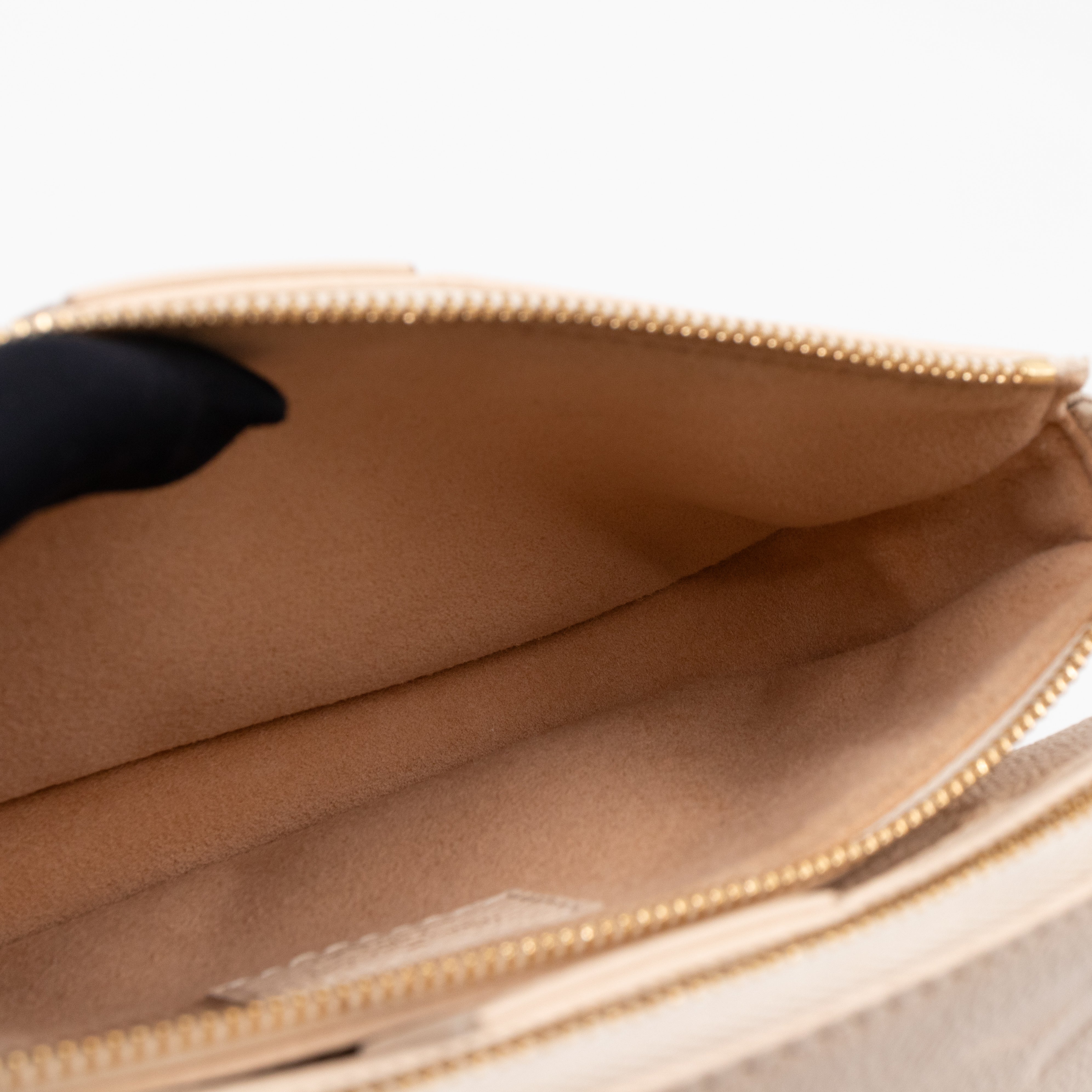 Multi Pochette Accessoires Monogram Empreinte Cream