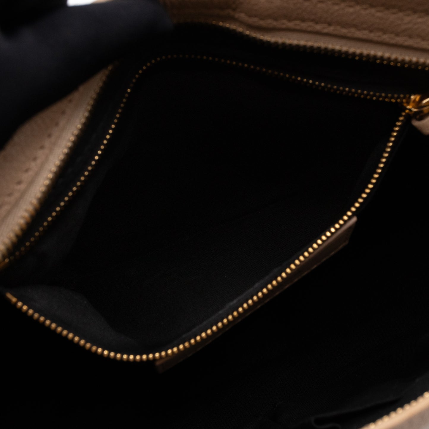 Classic City S Metallic Edge Beige Leather