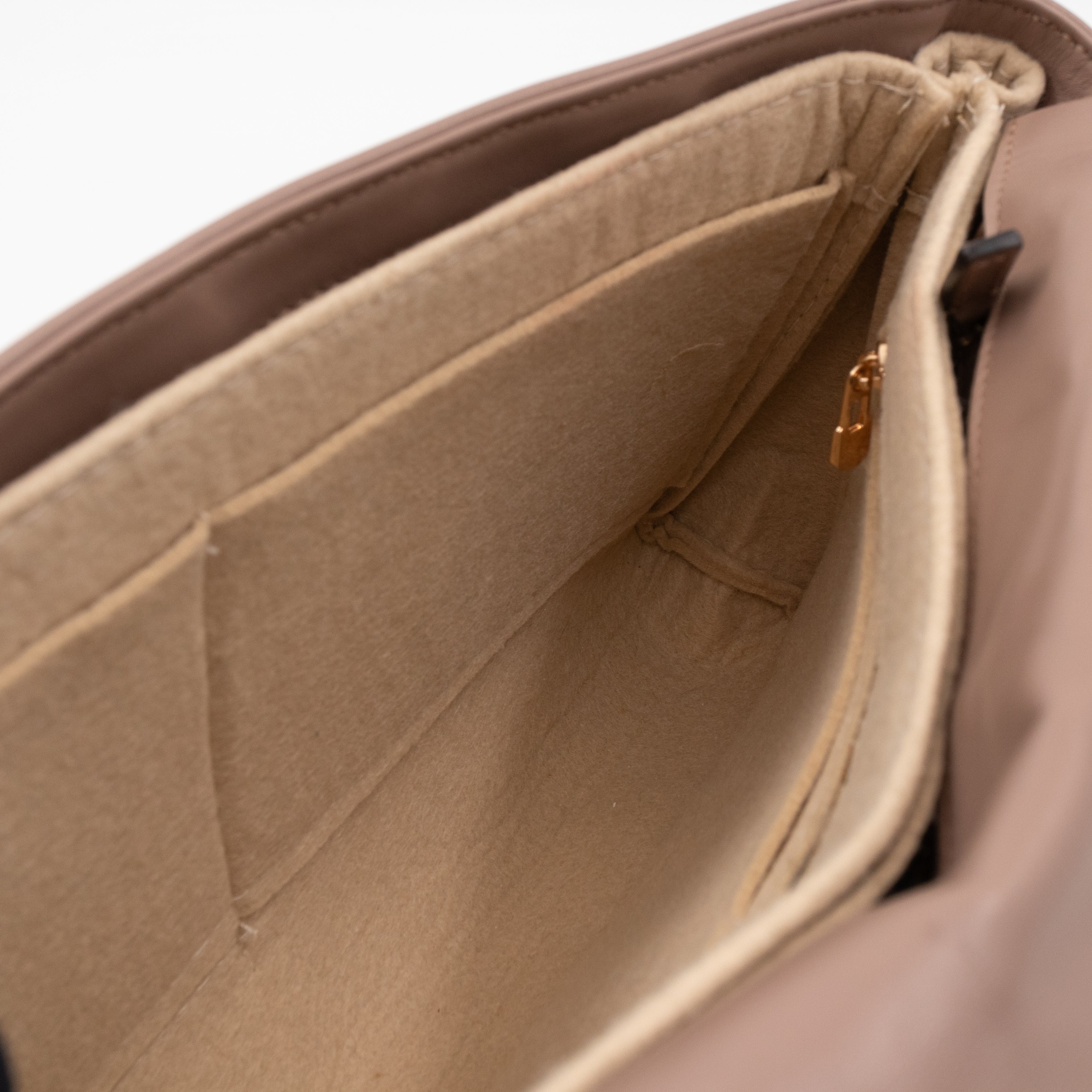 GG Marmont Medium Shoulder Bag Dusty Pink Leather