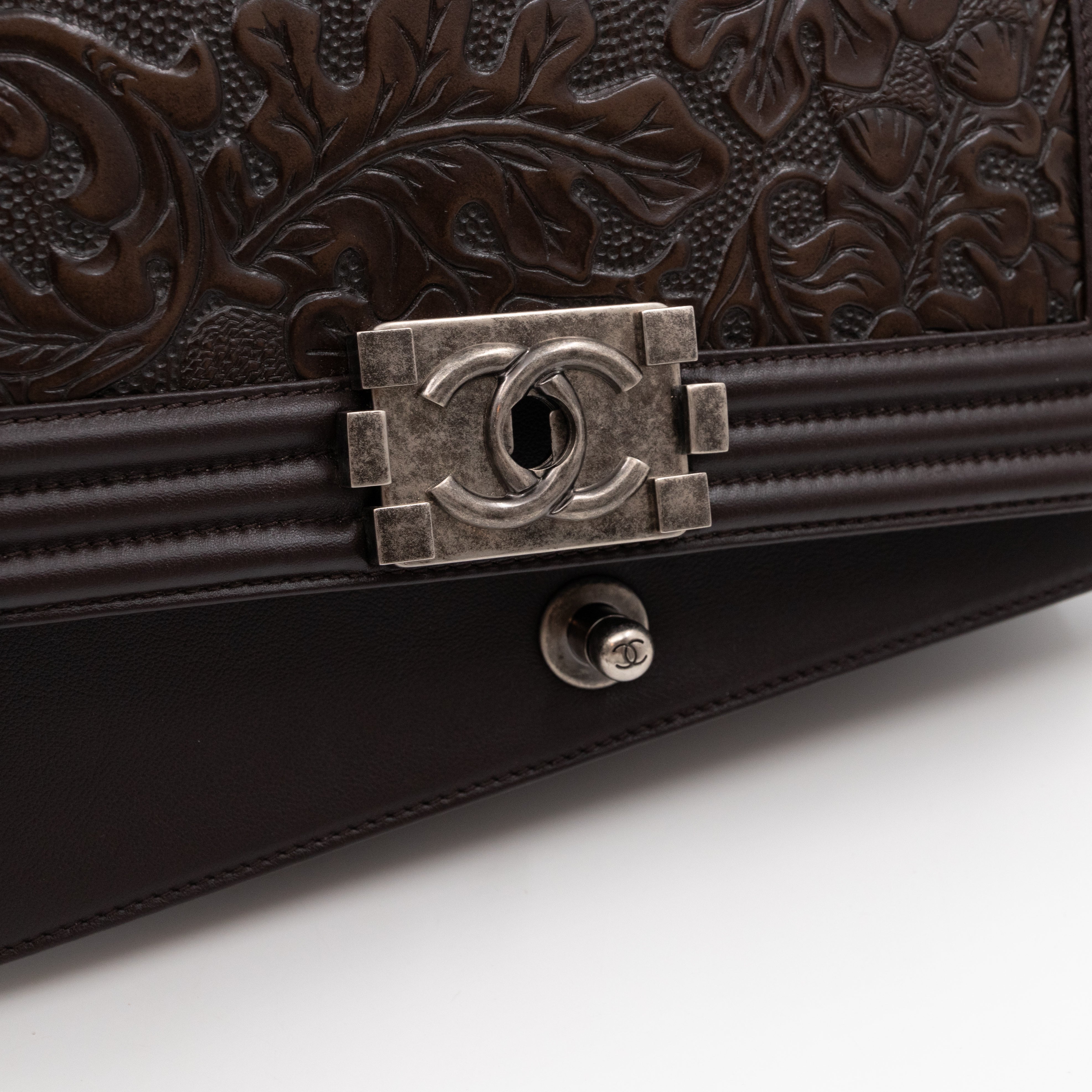 Cordoba Boy Bag Medium Dallas Paris Brown Engraved Leather