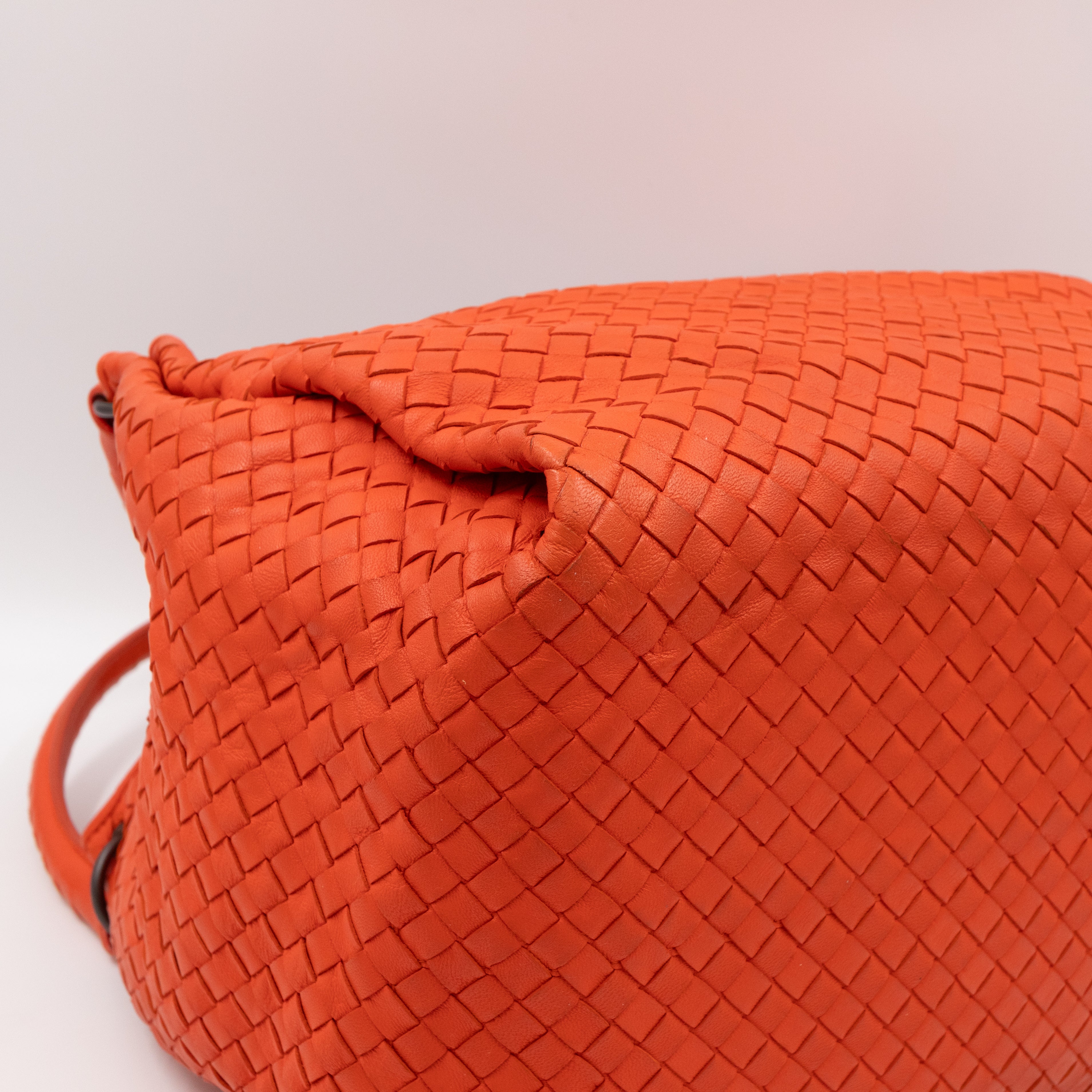 Parachute Bag Intrecciato Orange Leather