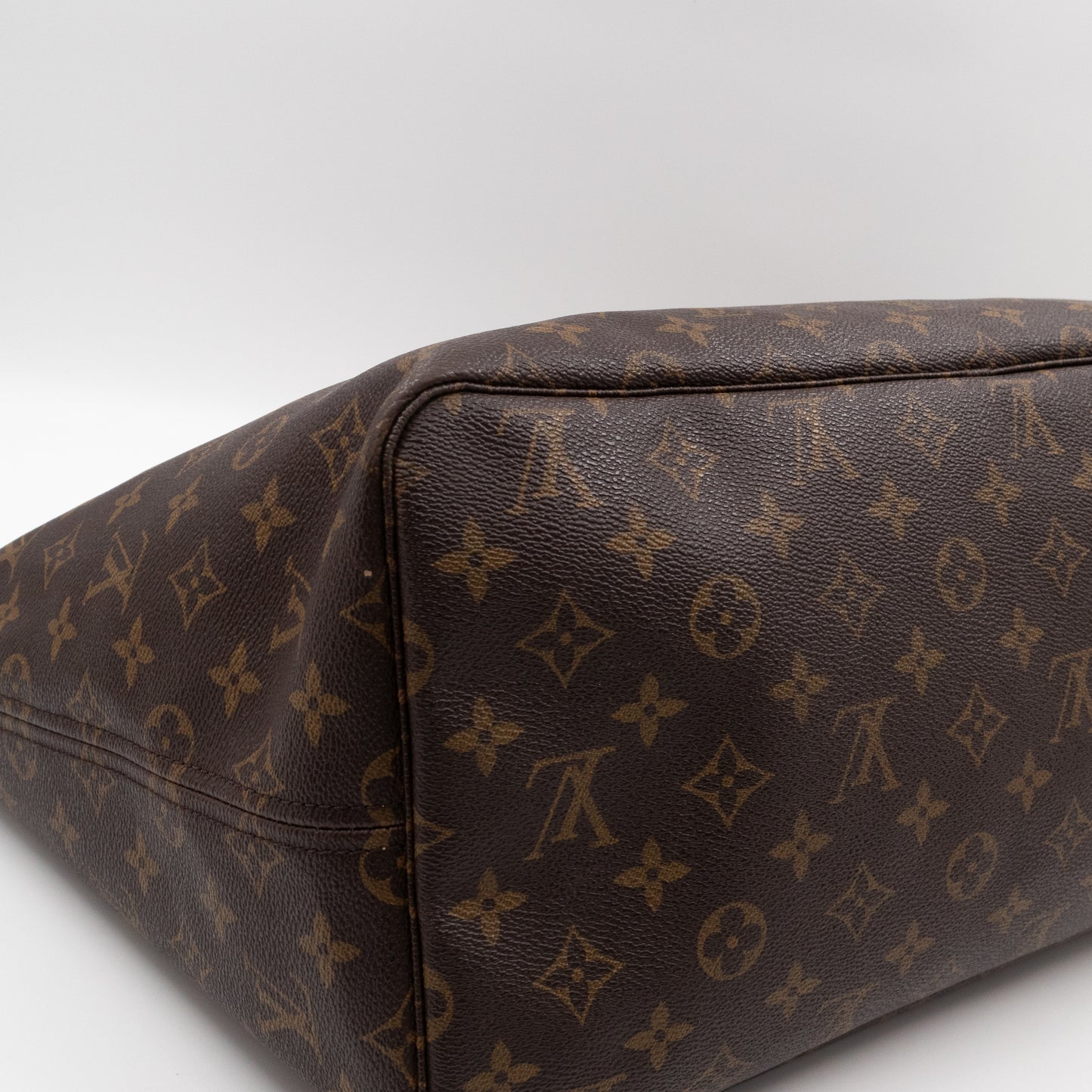 Neverfull GM Monogram