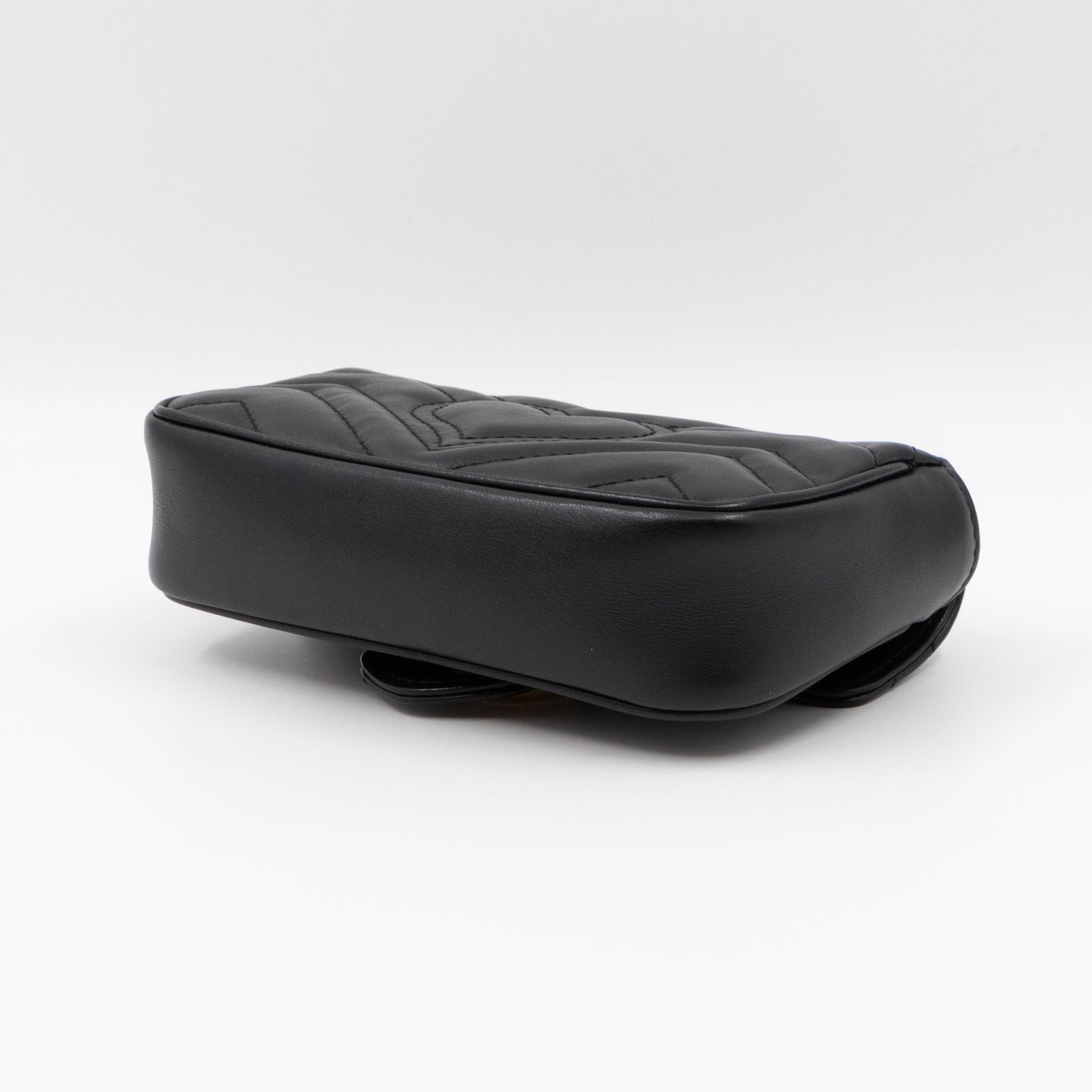 GG Marmont Matelassé Super Mini Black Leather