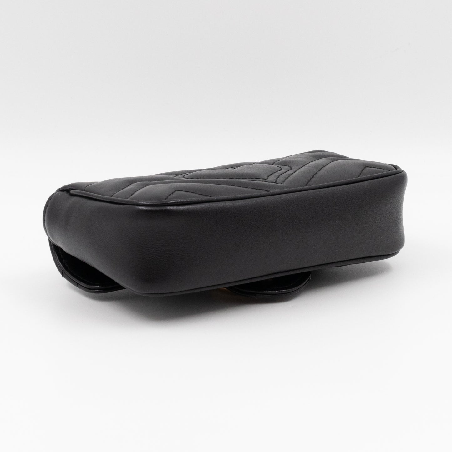 GG Marmont Matelassé Super Mini Black Leather