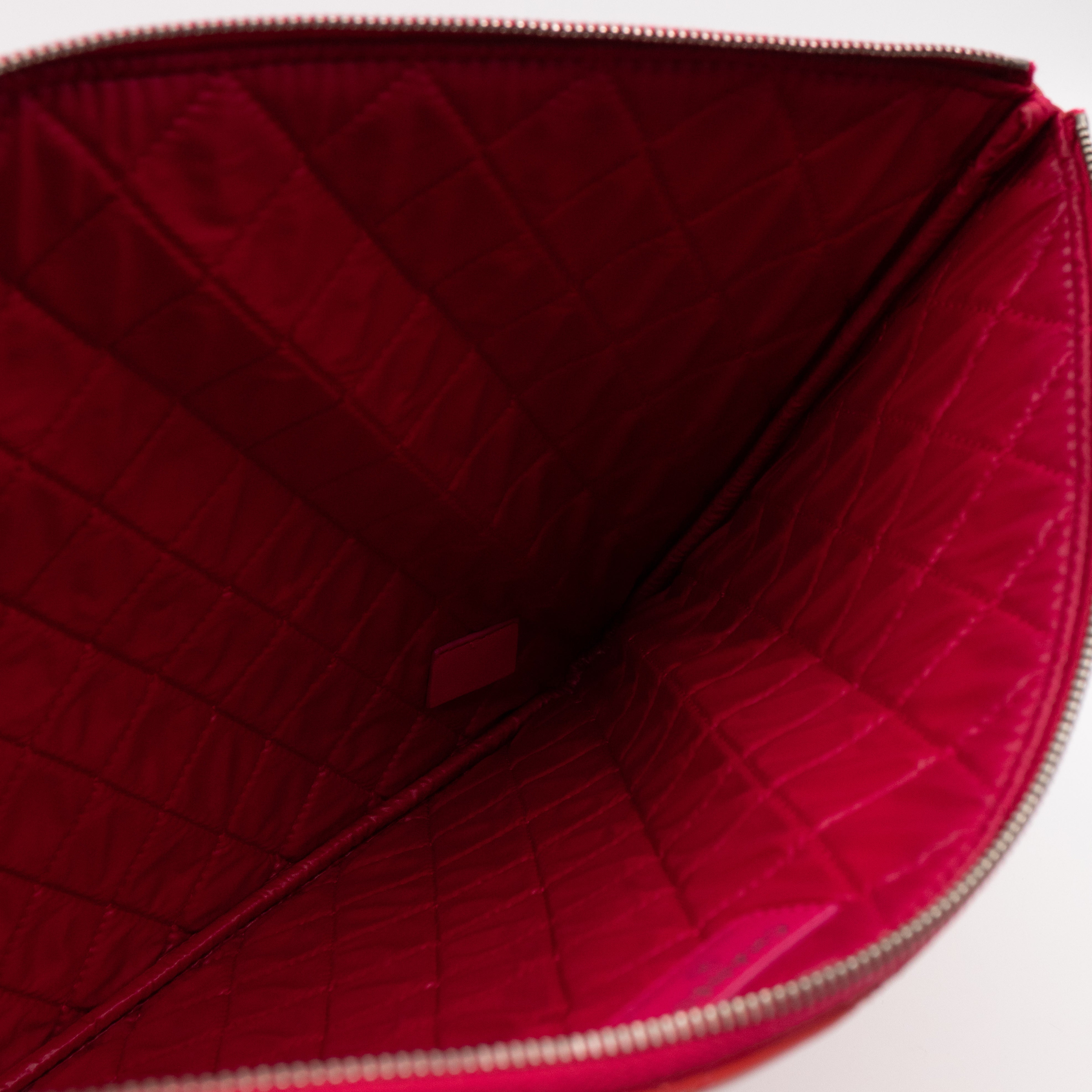Classic Large O Case Red Patent Leather Double Stitching