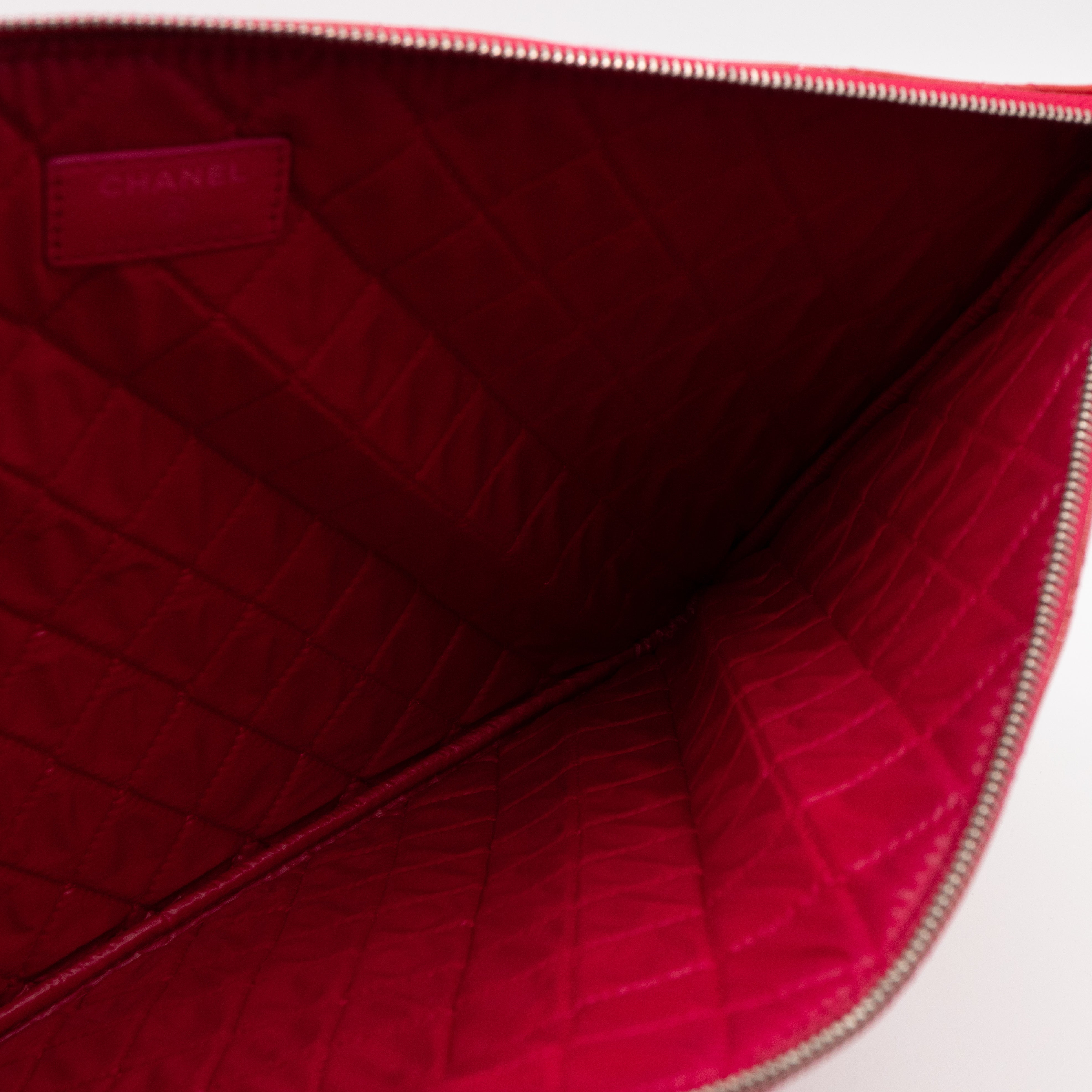 Classic Large O Case Red Patent Leather Double Stitching