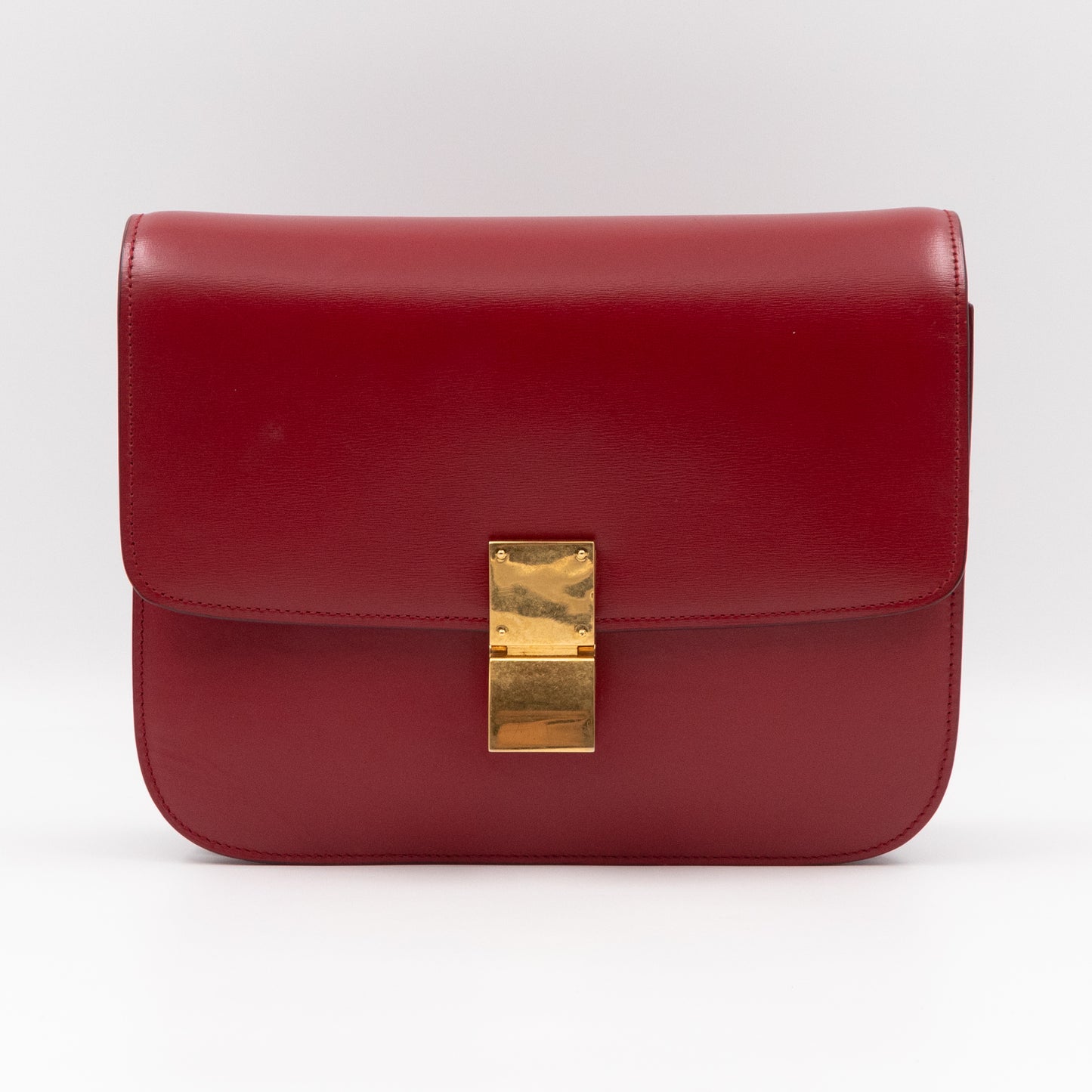 Classic Box Medium Rouge Leather