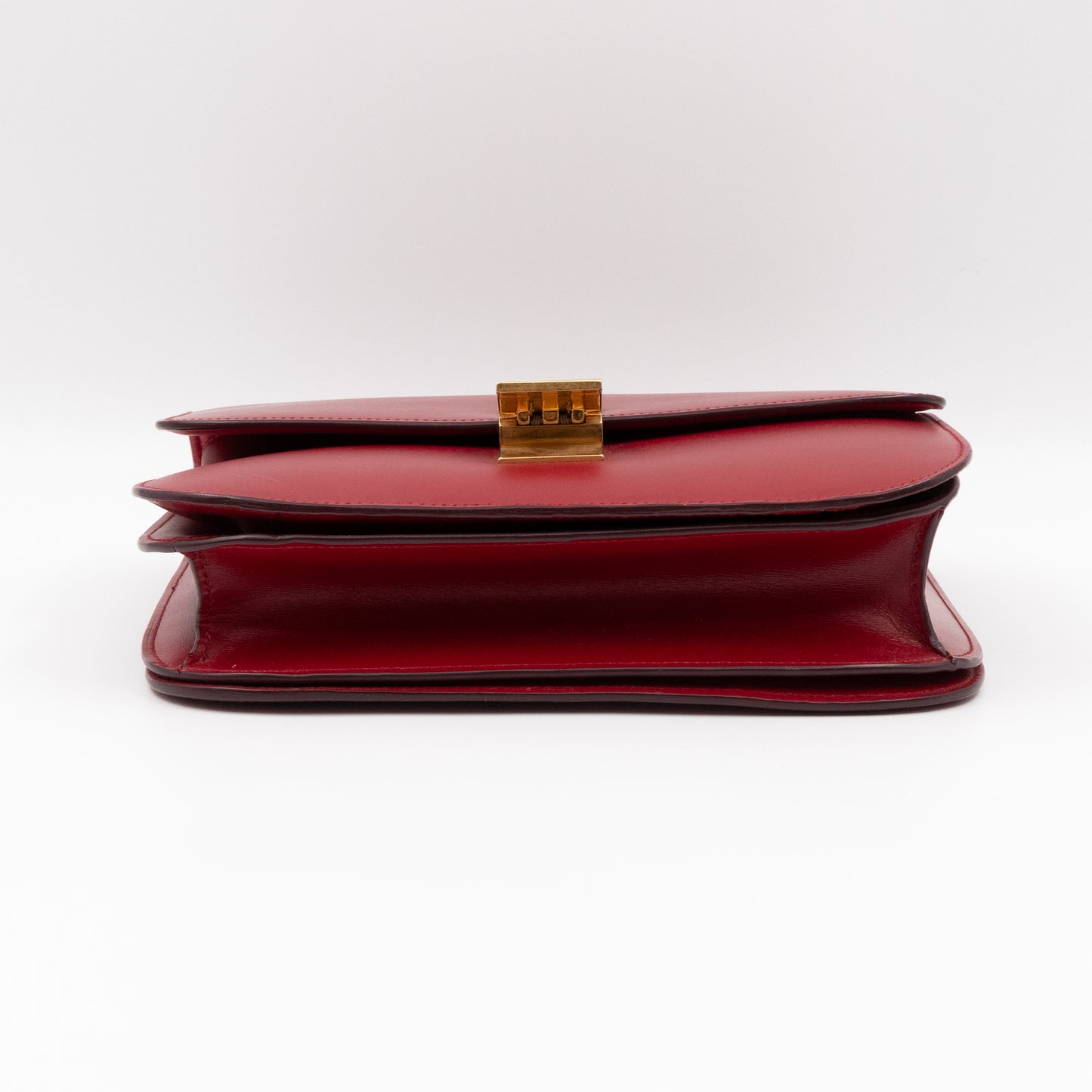 Classic Box Medium Rouge Leather