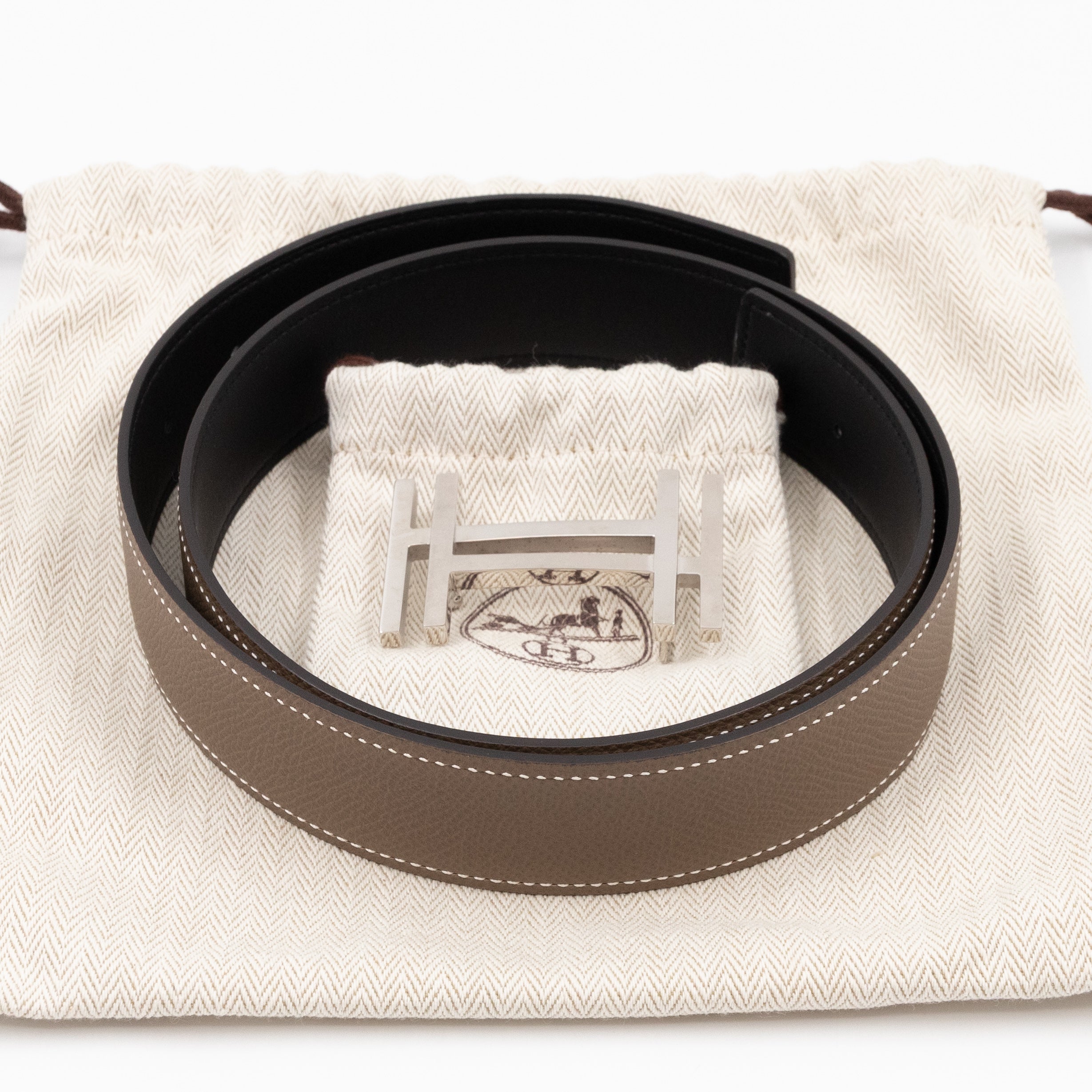 Au Carre Buckle & Reversible Etoupe and Black Leather Belt 85 cm