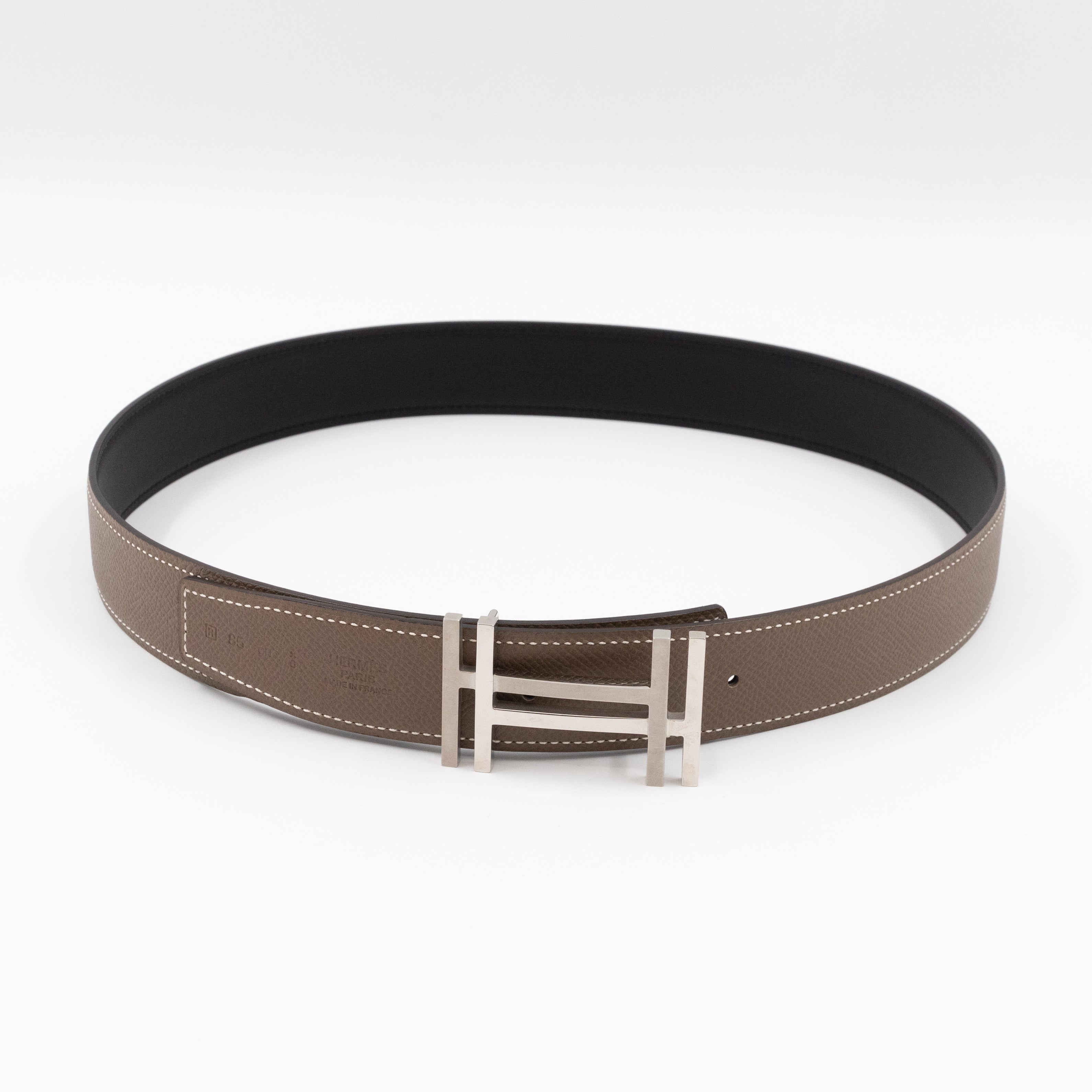 Au Carre Buckle & Reversible Etoupe and Black Leather Belt 85 cm