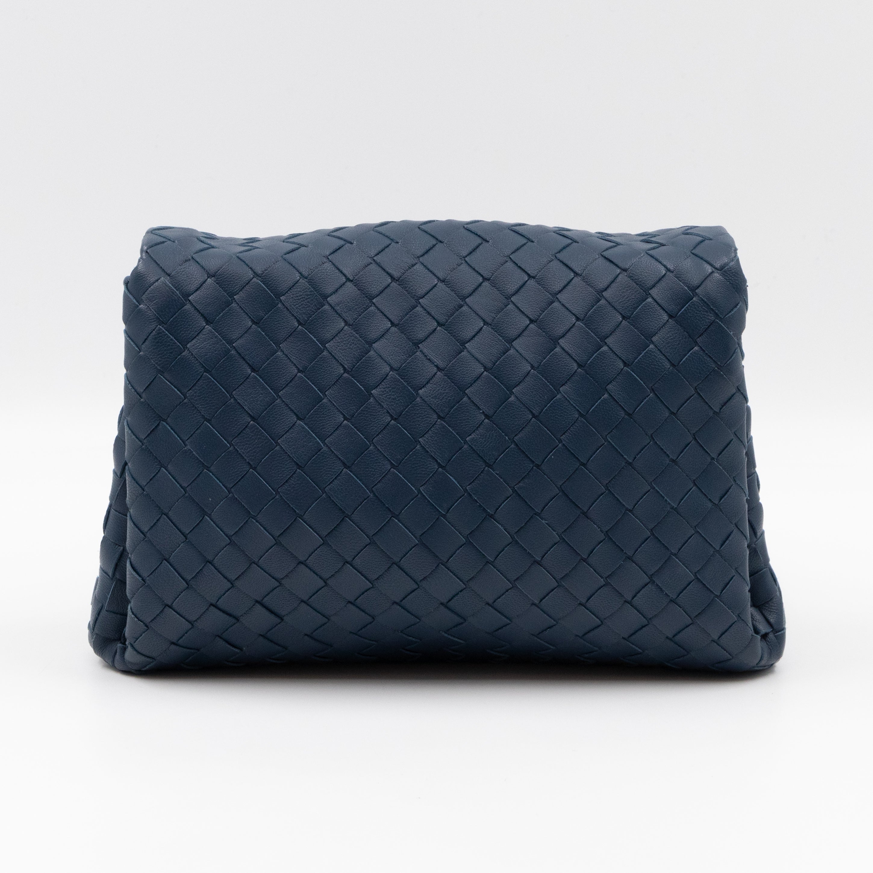 Compartment Flap Clutch Medium Intrecciato Blue Leather