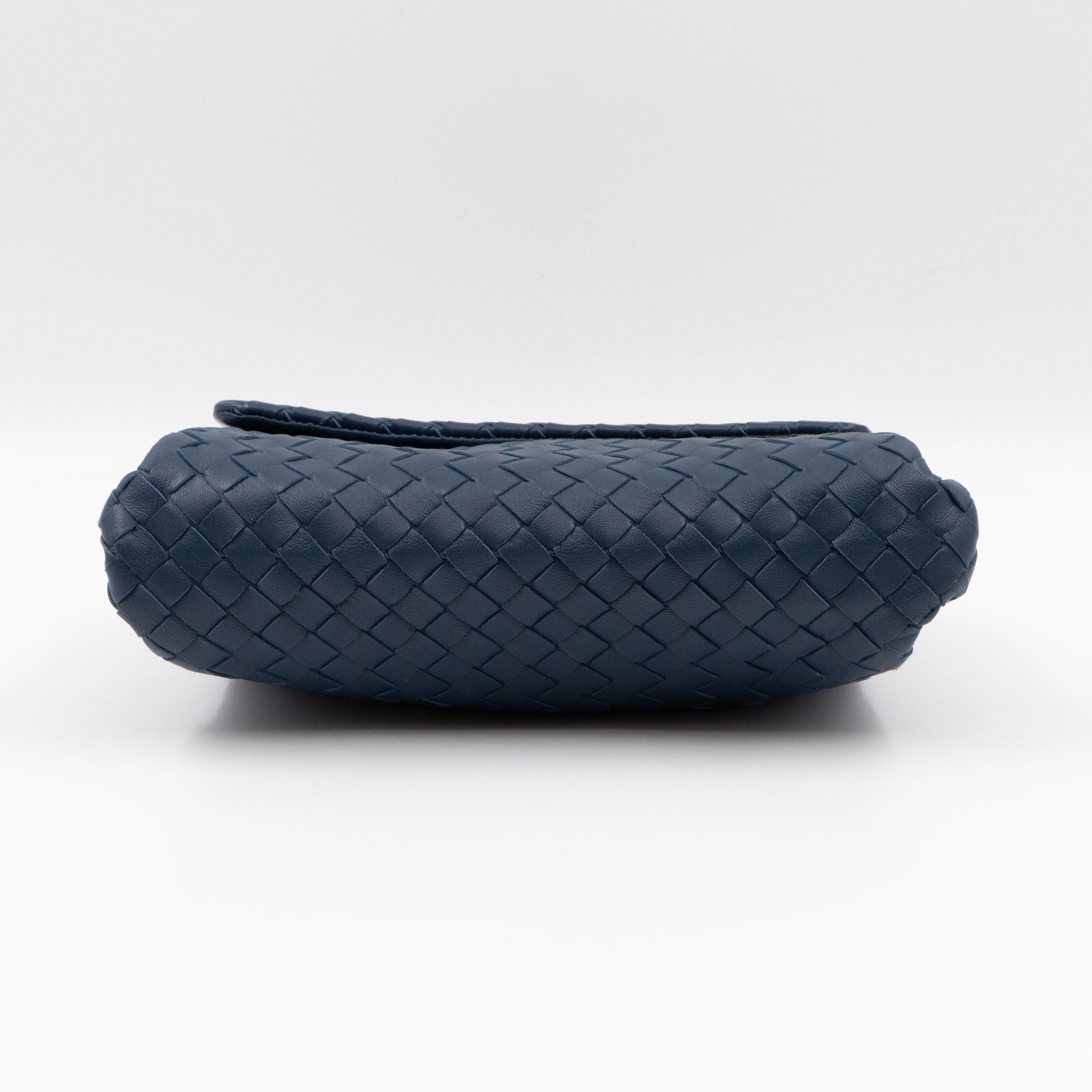 Compartment Flap Clutch Medium Intrecciato Blue Leather