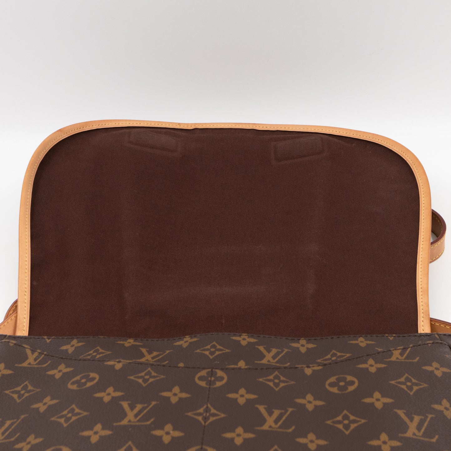 Menilmontant MM Monogram