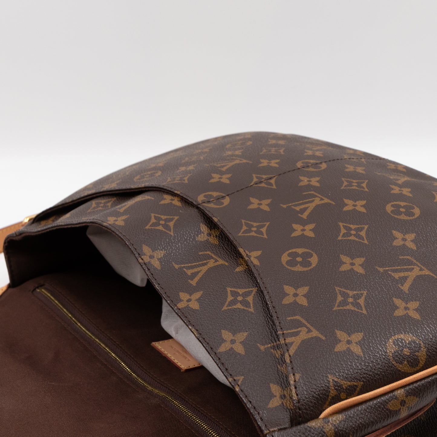 Menilmontant MM Monogram