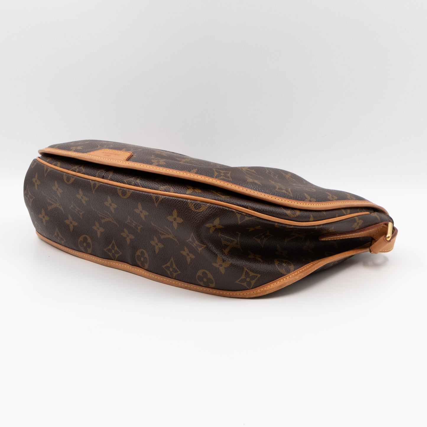 Menilmontant MM Monogram