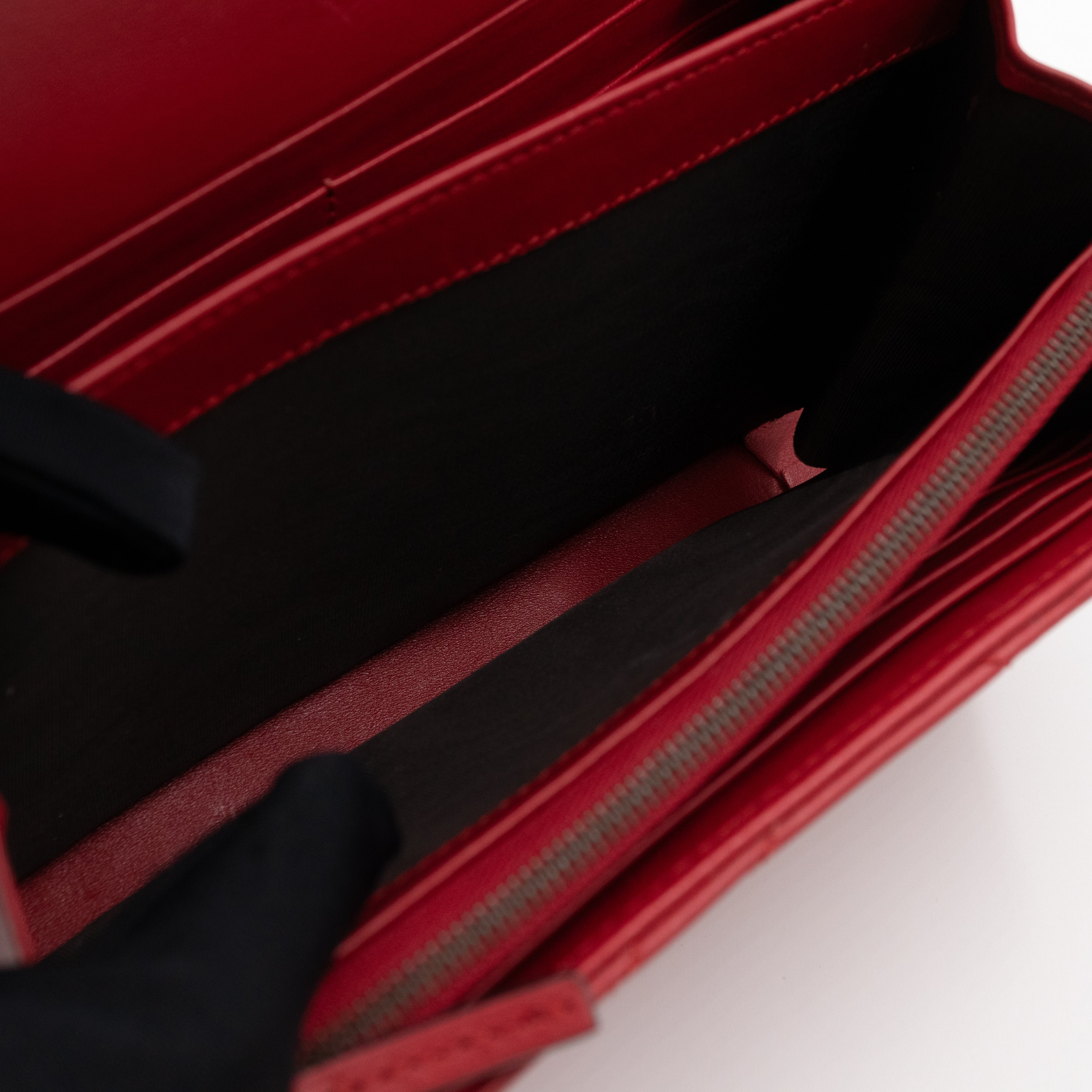 GG Marmont Matelasse Chain Wallet Red Leather