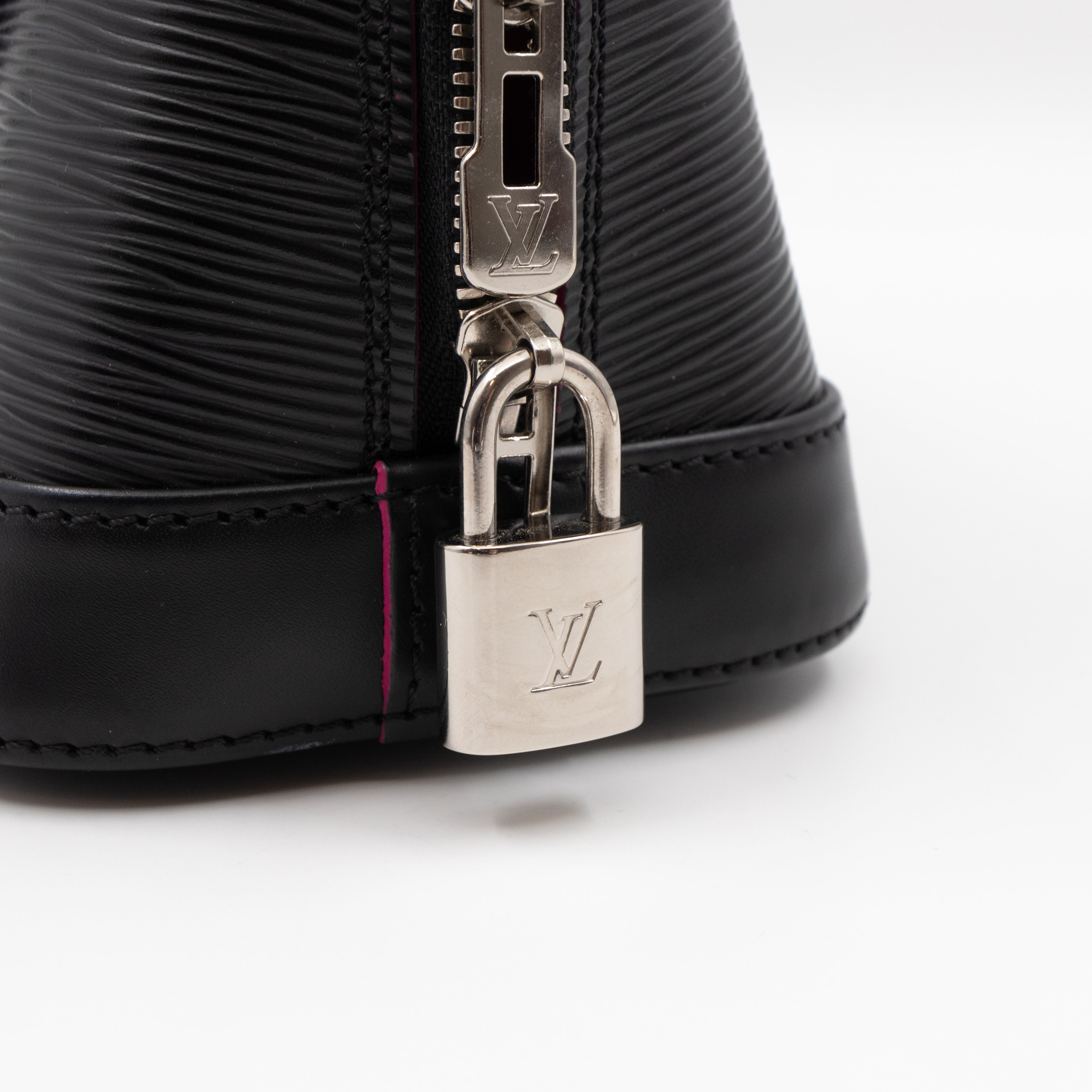 Alma BB Epi Leather Black Fuchsia