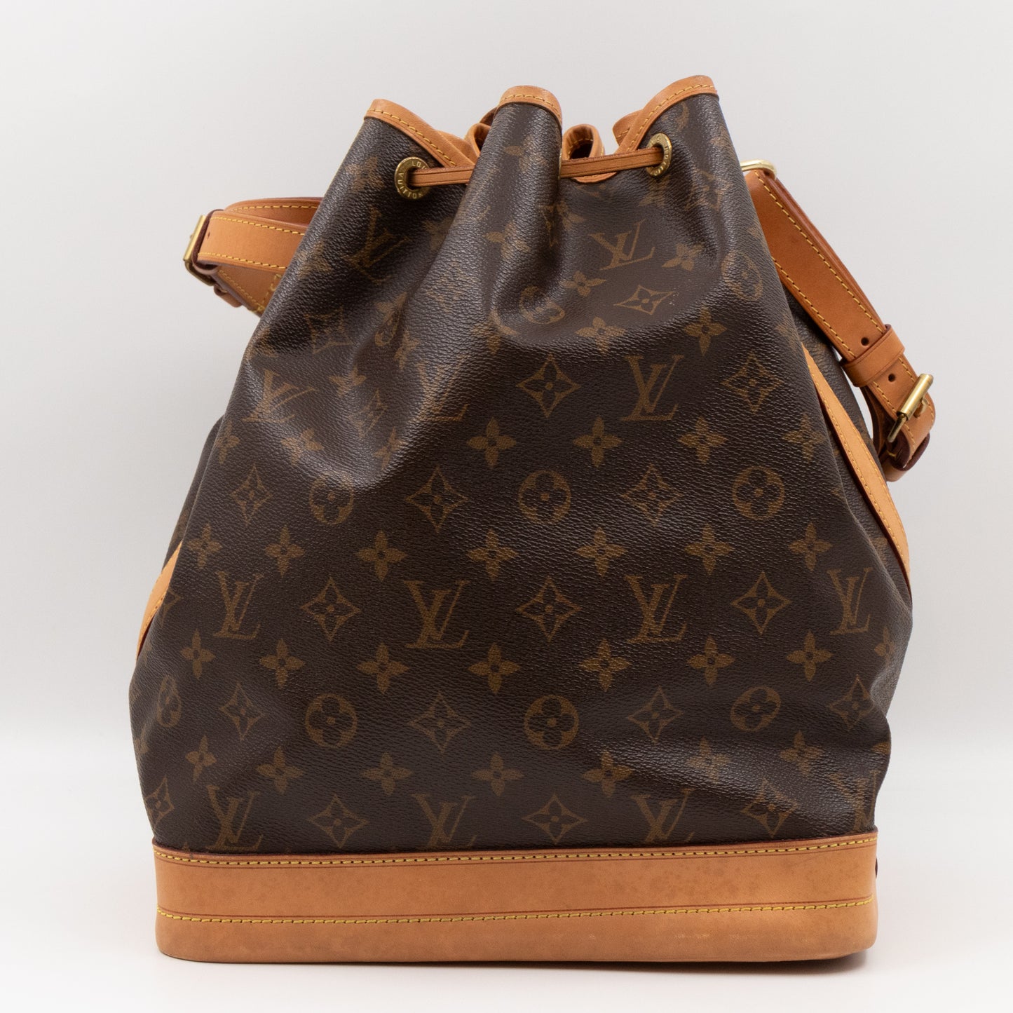 Noe Monogram