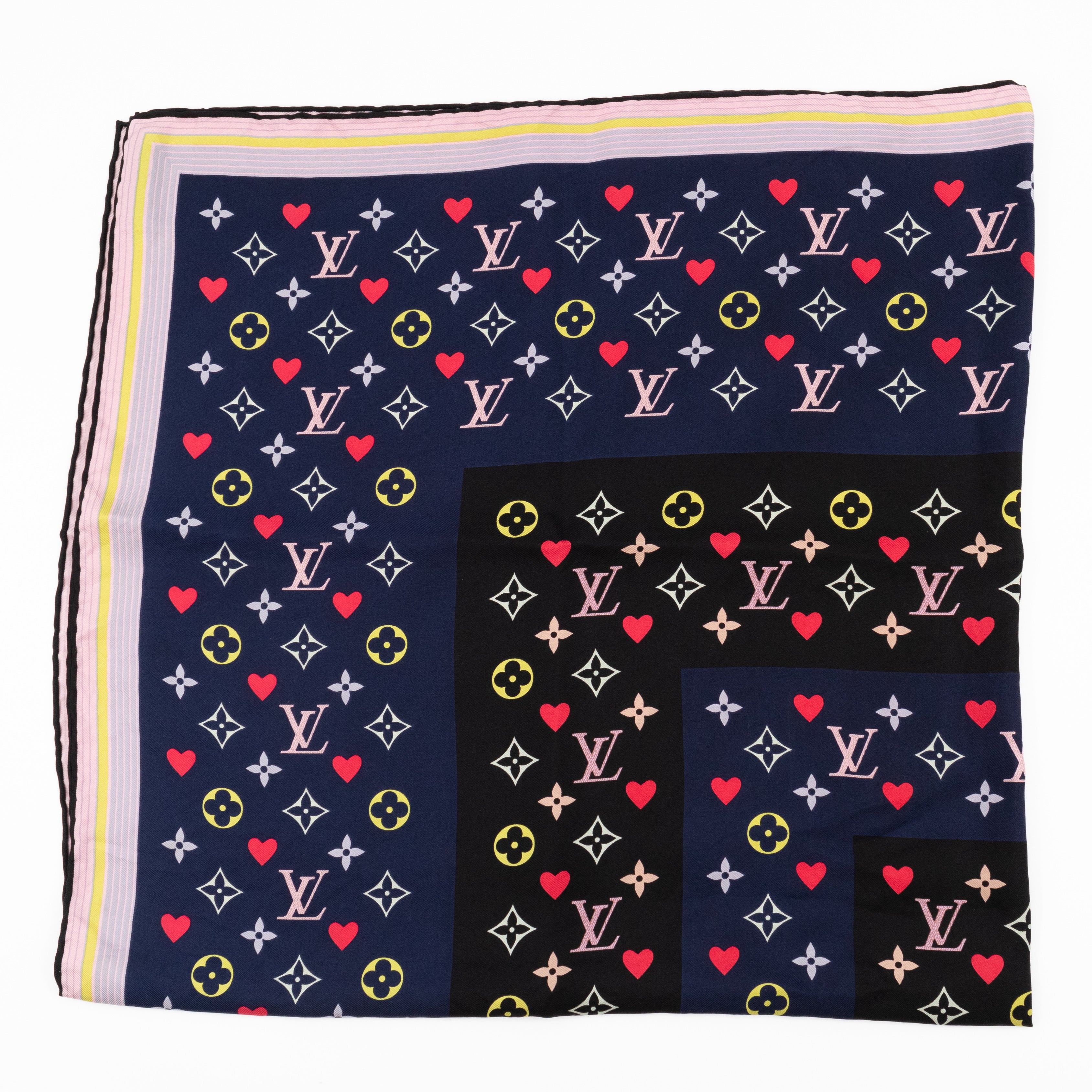 Game On Square Silk 90 Blue
