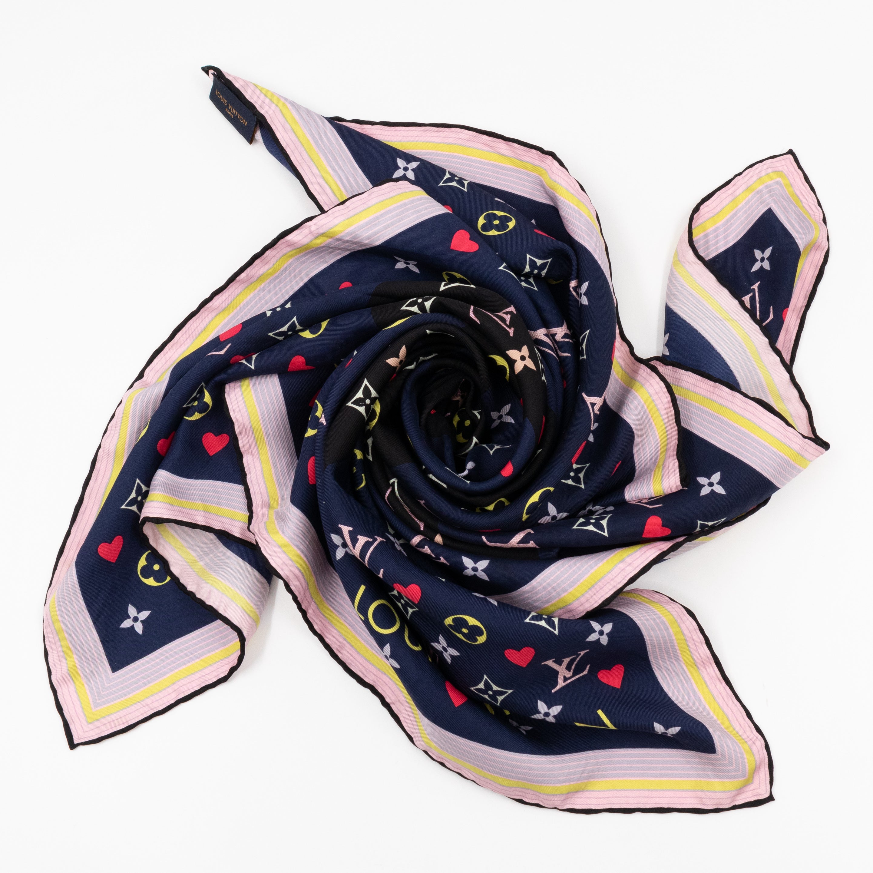 Game On Square Silk 90 Blue
