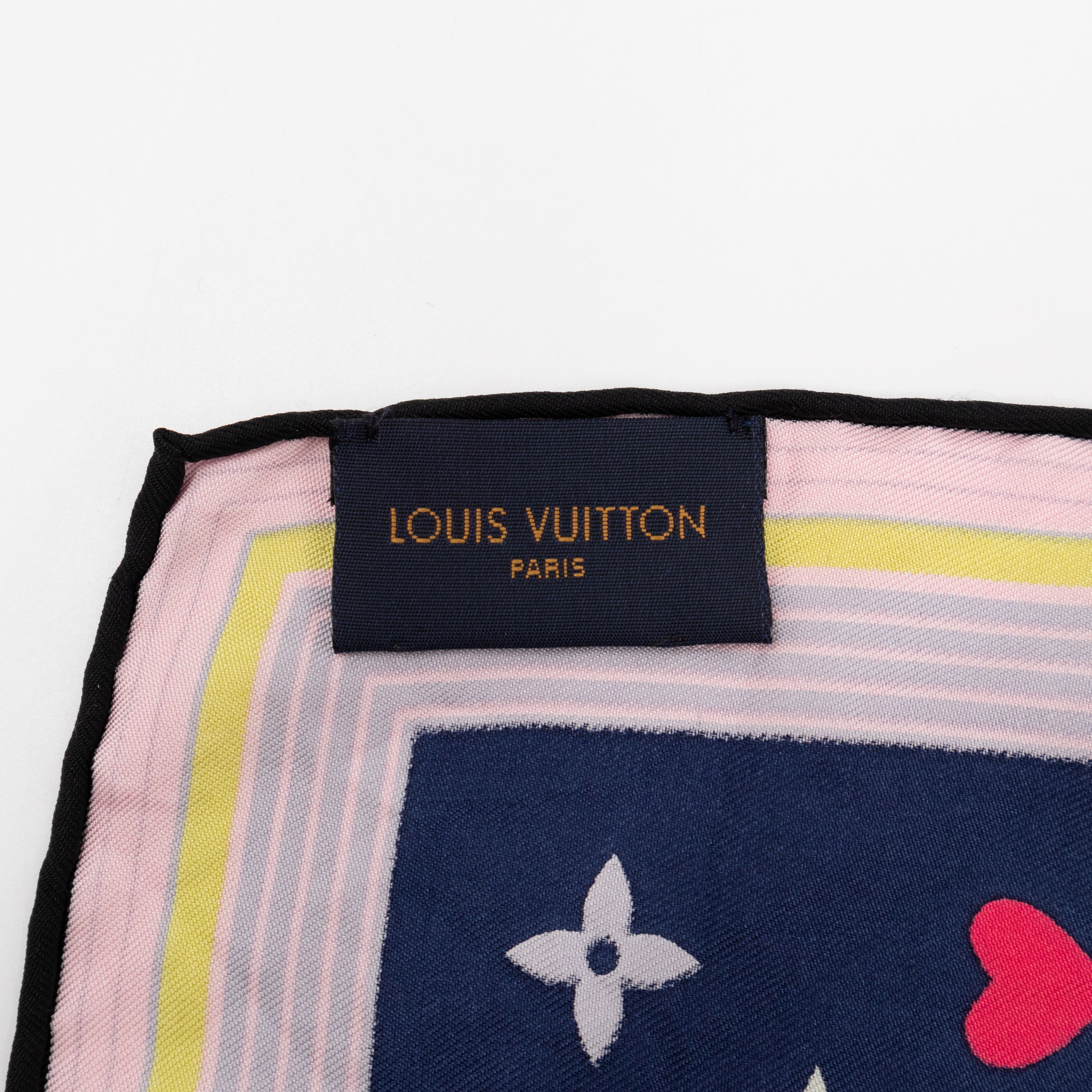 Game On Square Silk 90 Blue