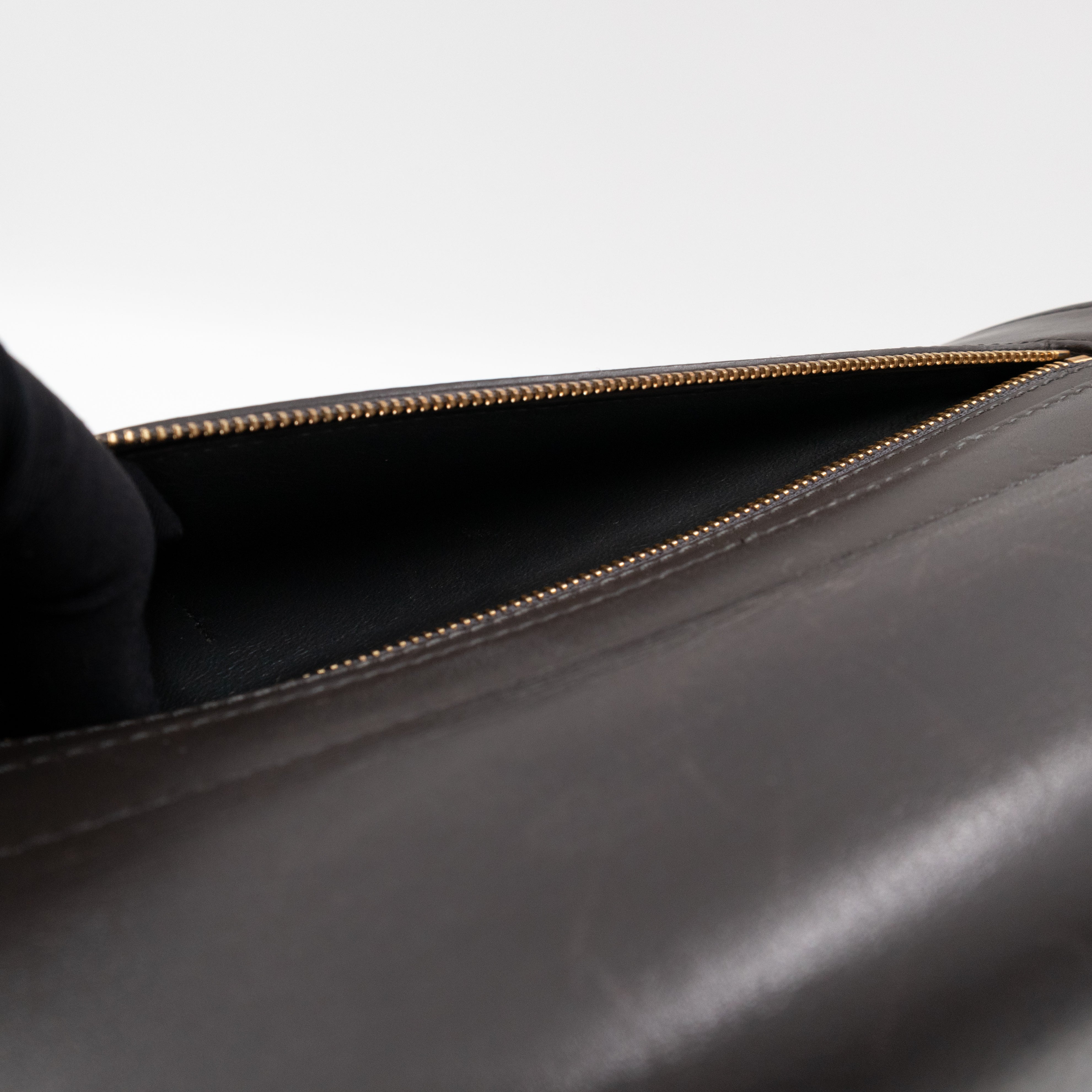 Trapeze Medium Brown & Black Leather