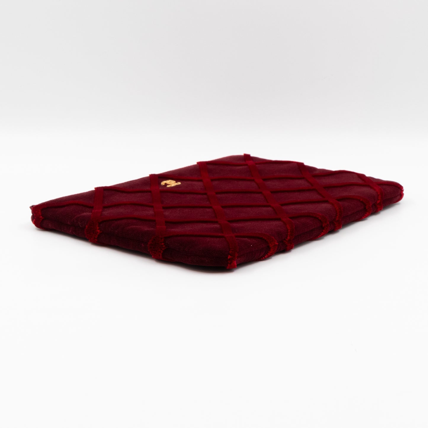 Medium O Case Burgundy Velvet Quilted