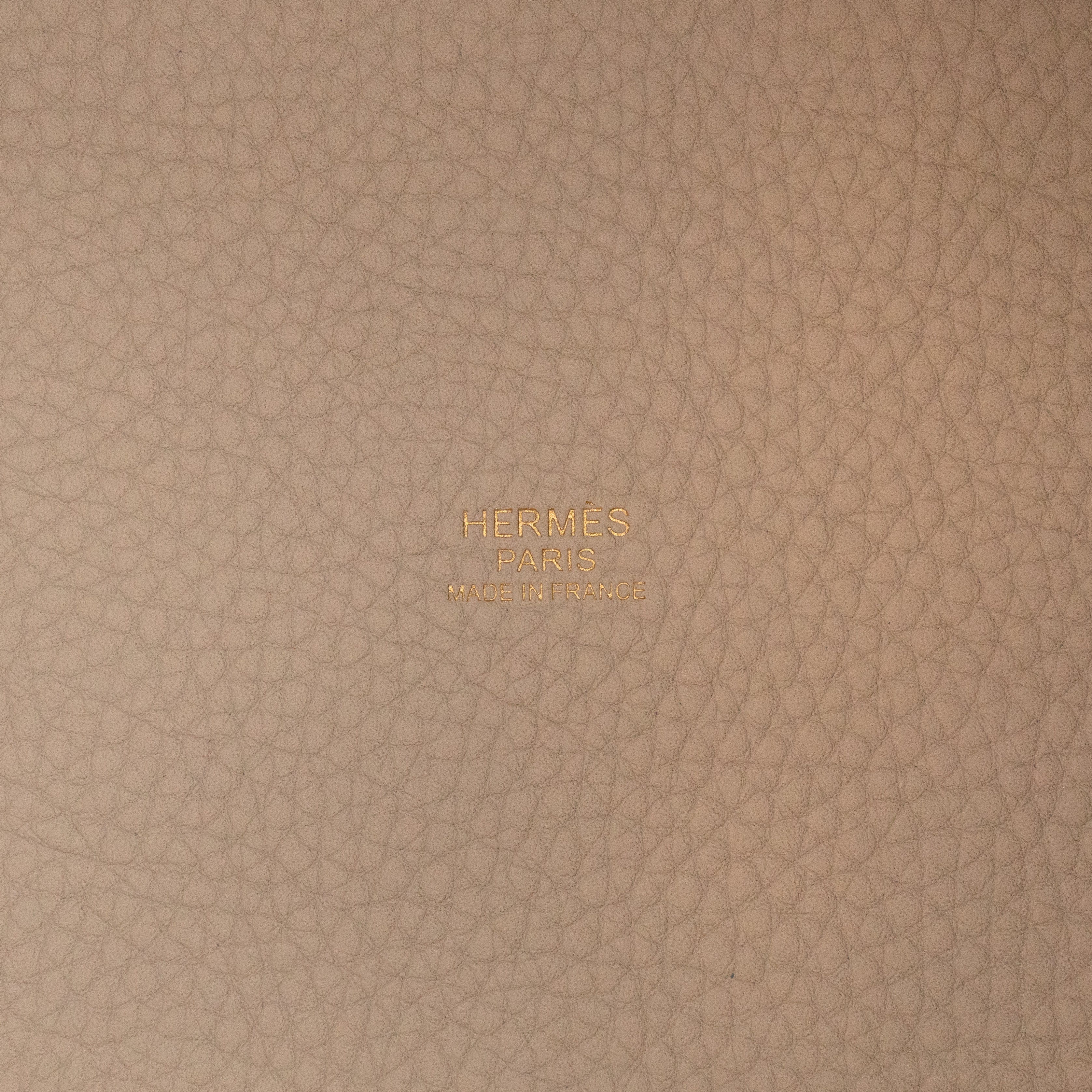 Picotin Lock 18 PM Beton Taurillon Clemence