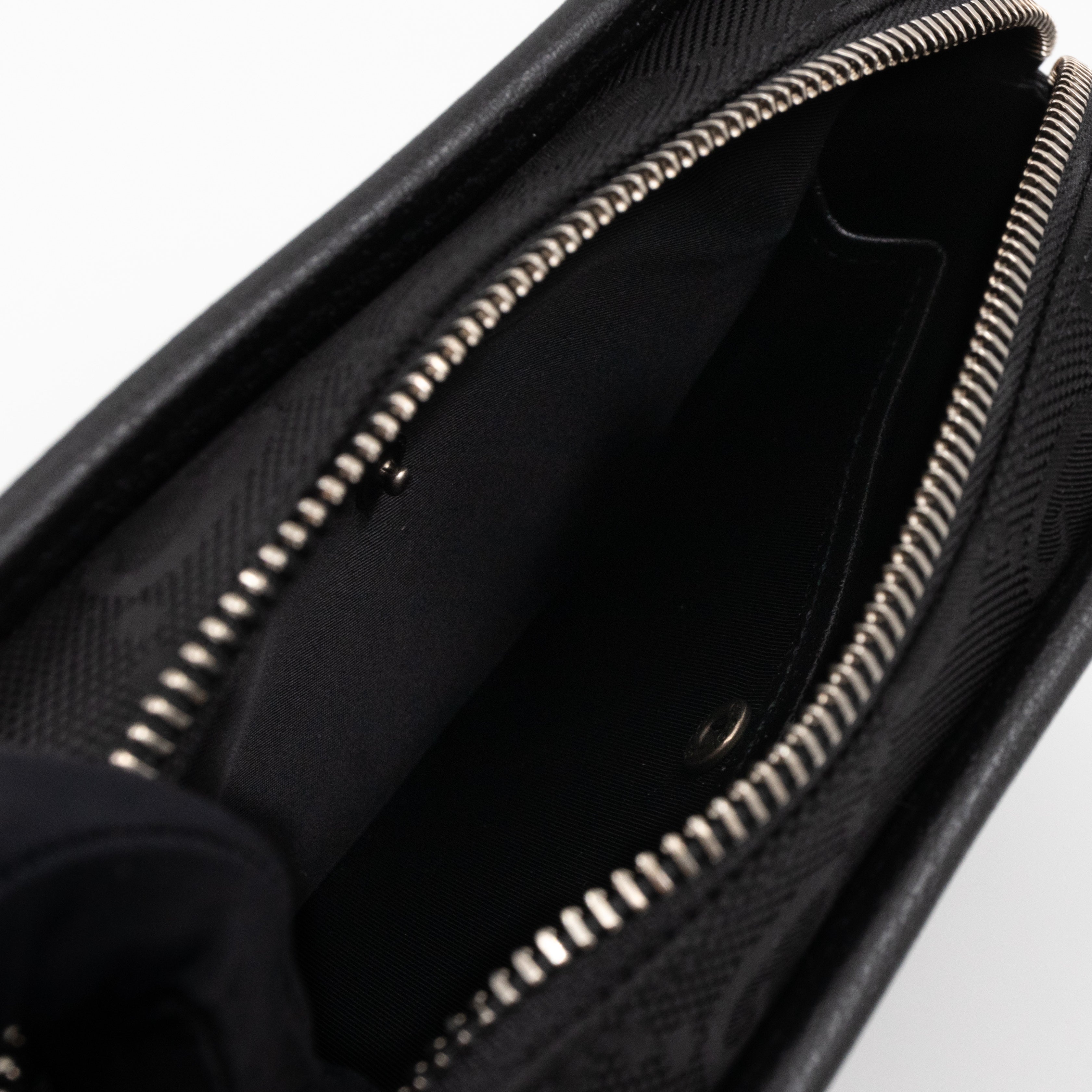 Off The Grid Cosmetic Case Black