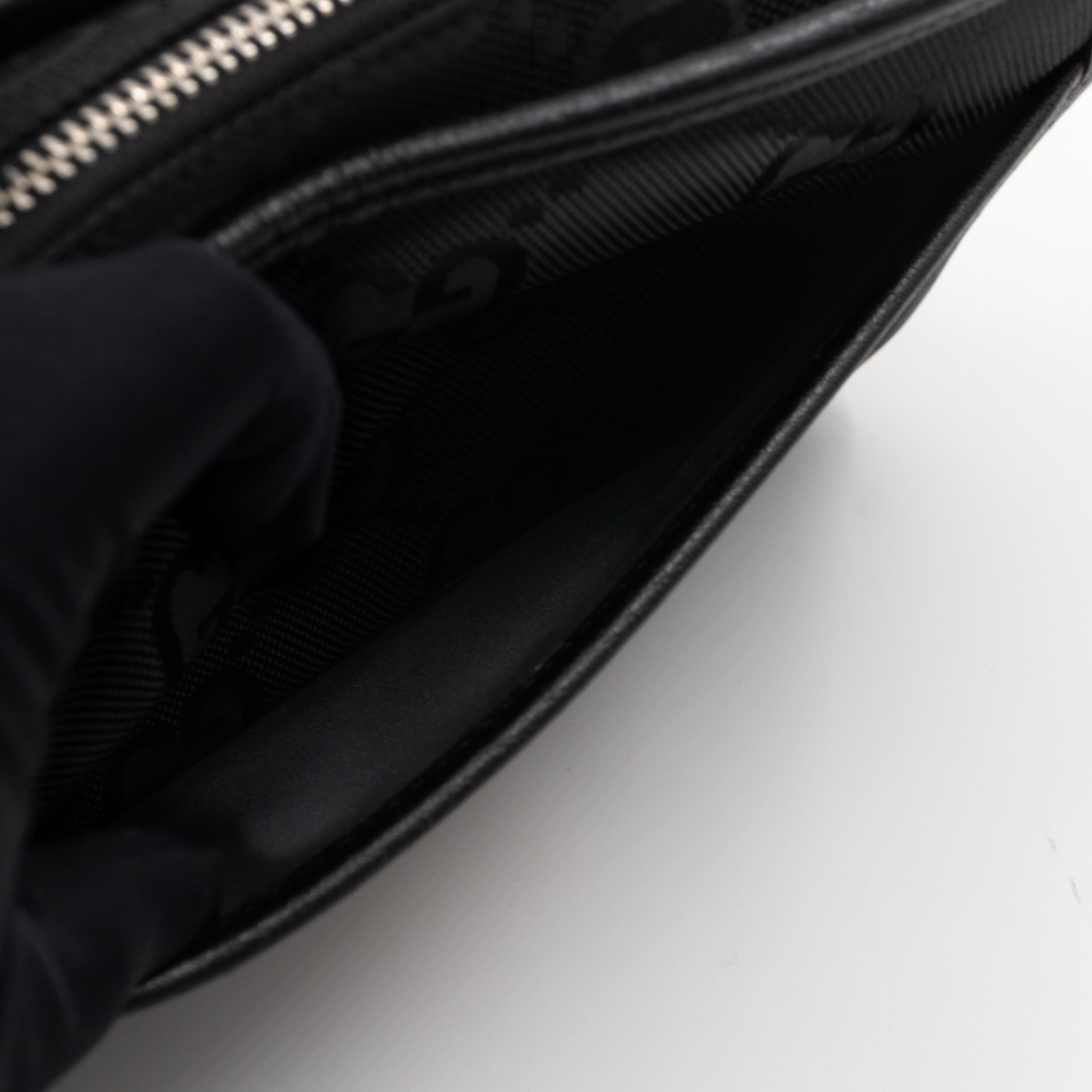 Off The Grid Cosmetic Case Black