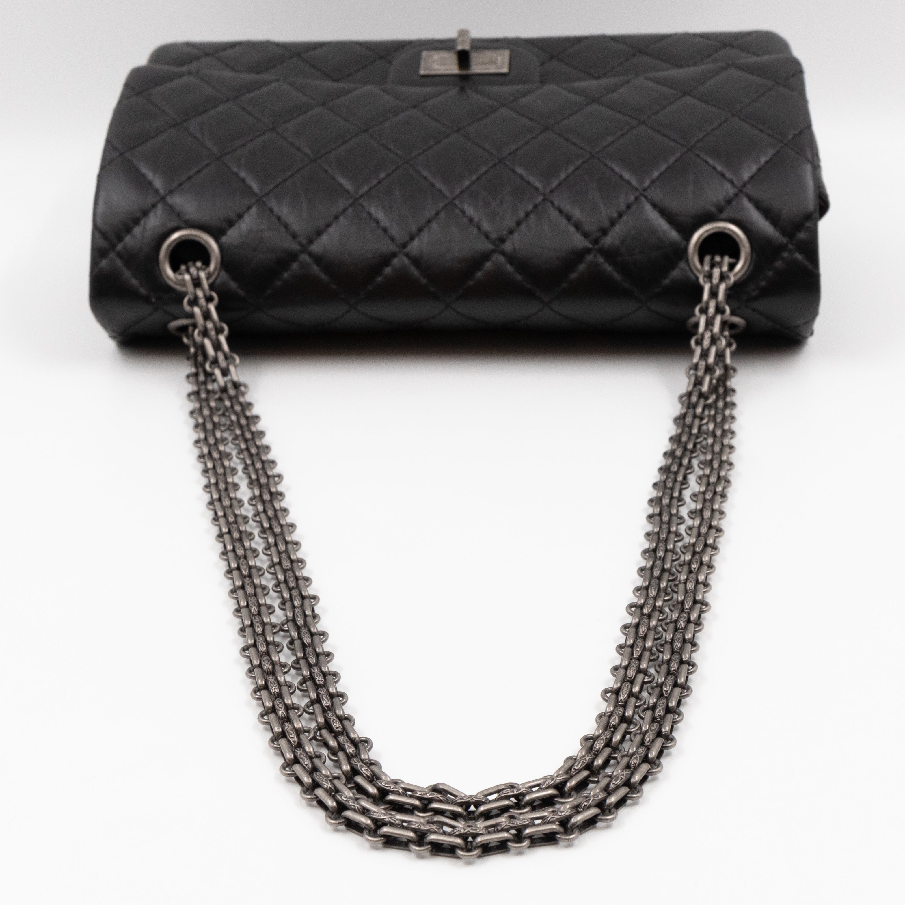 2.55 Reissue 225 Medium Black Aged Calfskin Leather