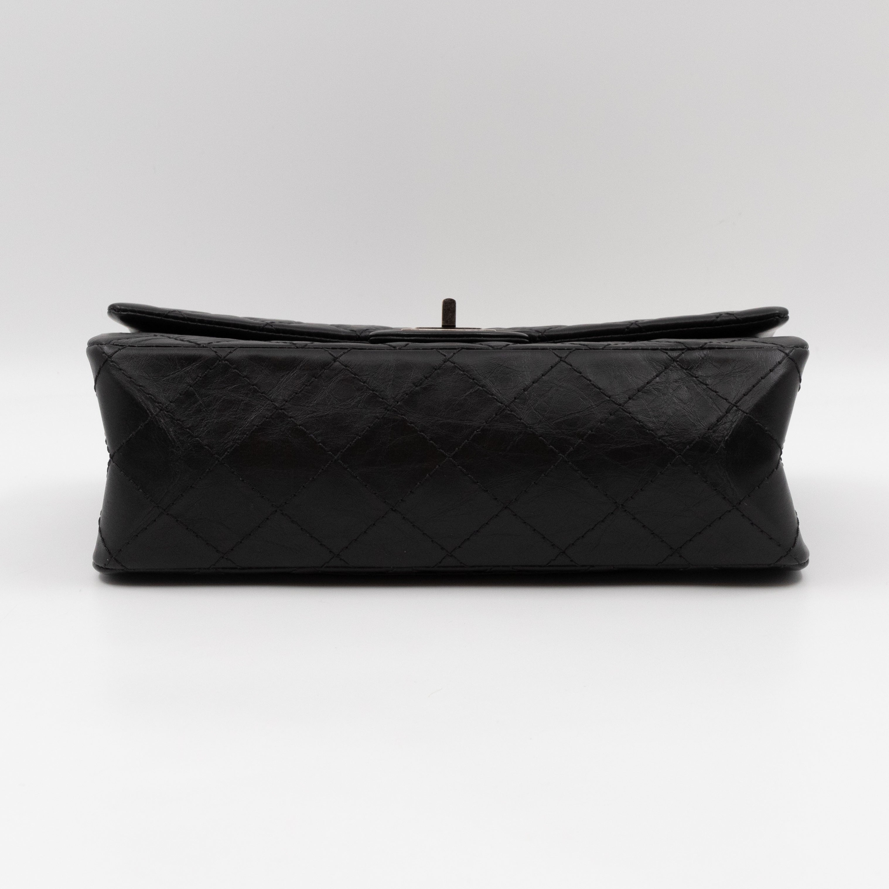 2.55 Reissue 225 Medium Black Aged Calfskin Leather