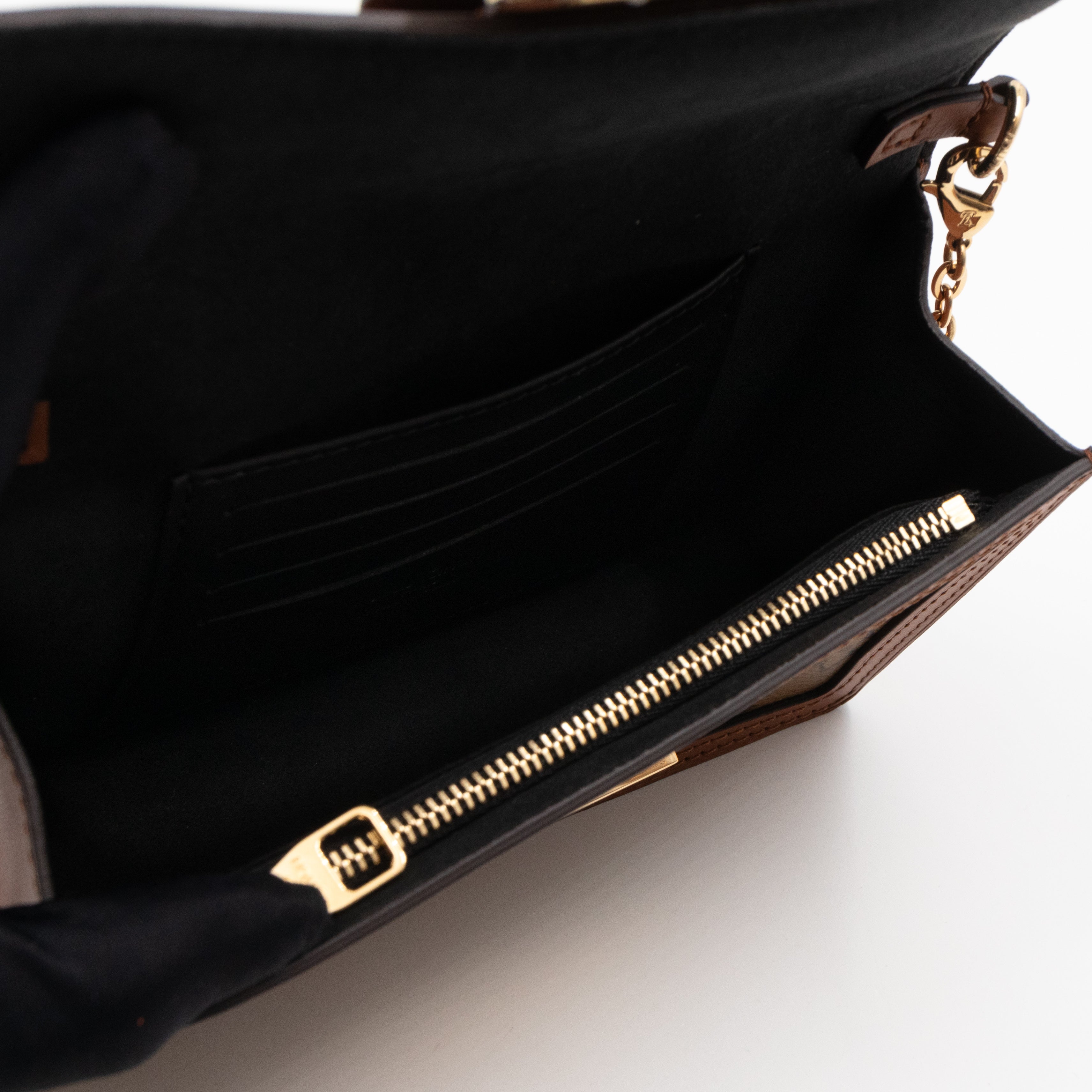 Dauphine Chain Wallet Monogram Reverse