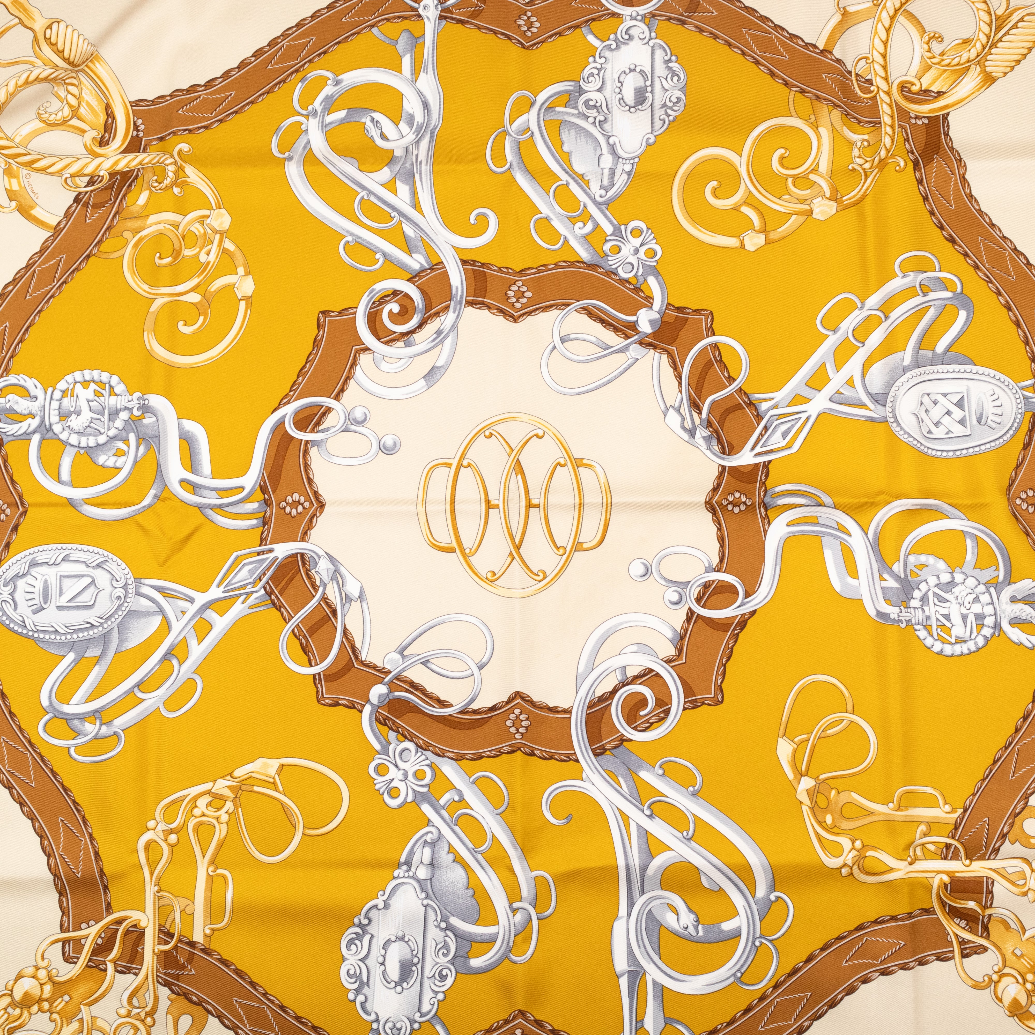 Silk Scarf 90 Profile Selleriere