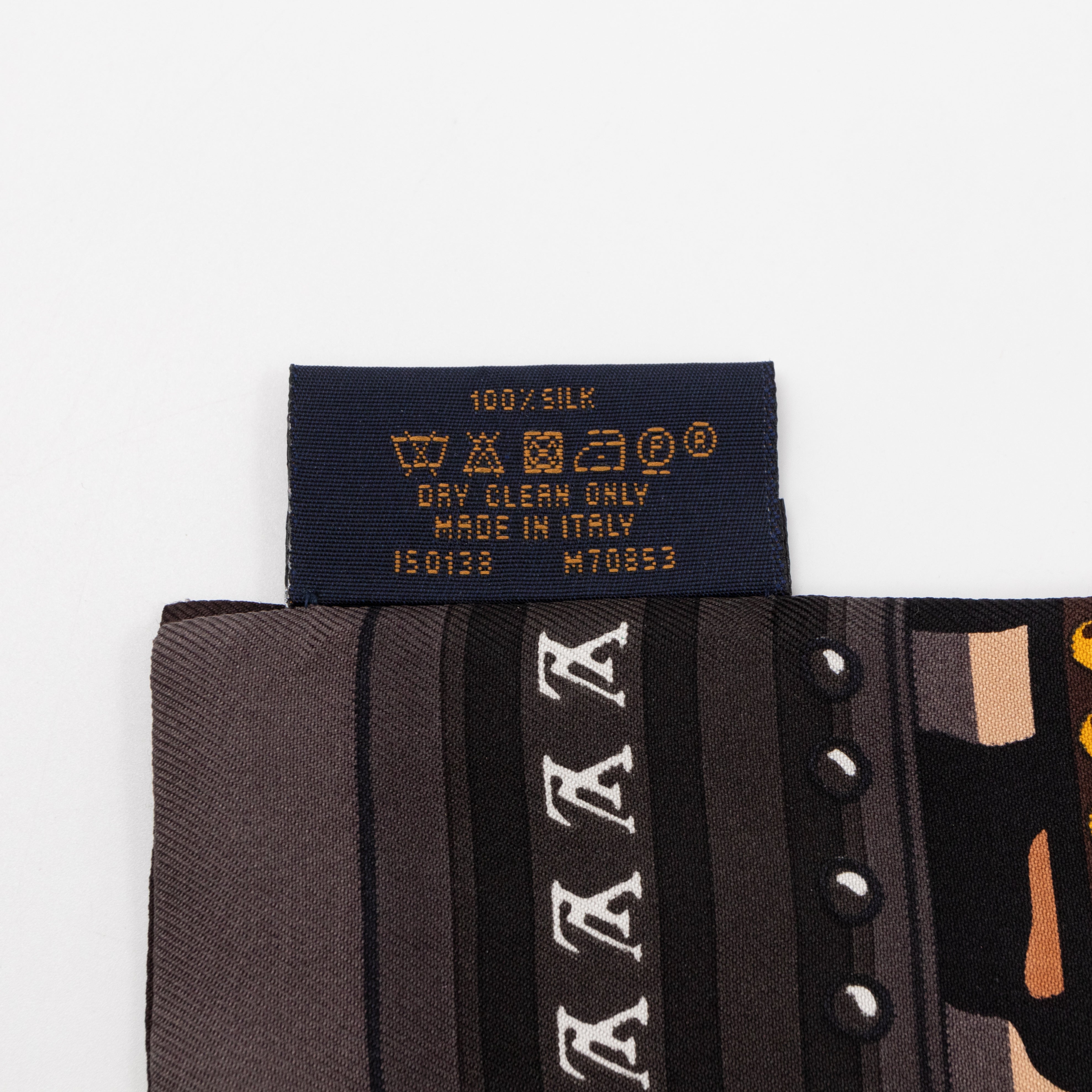 LV World Bandeau Brown