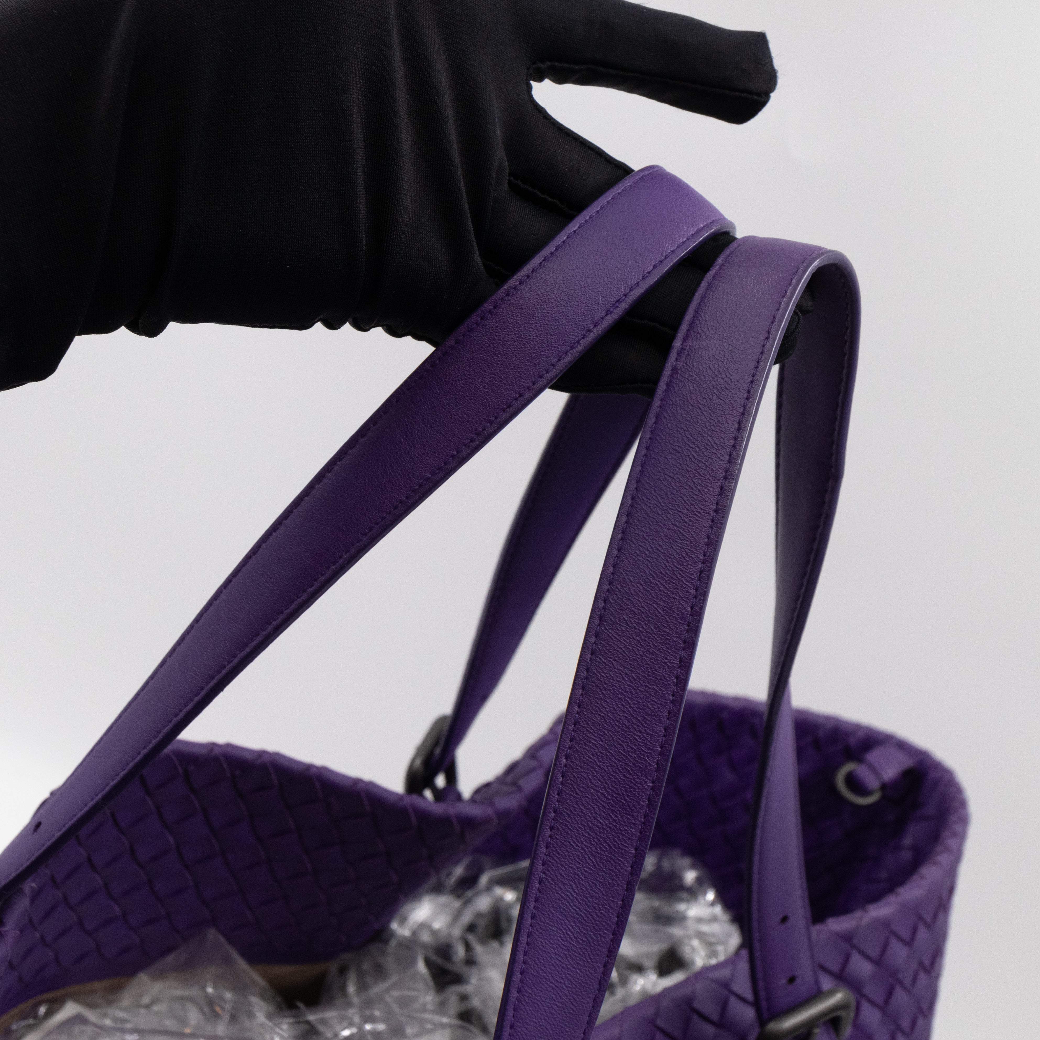 Large Cabat Tote Intrecciato Purple Leather