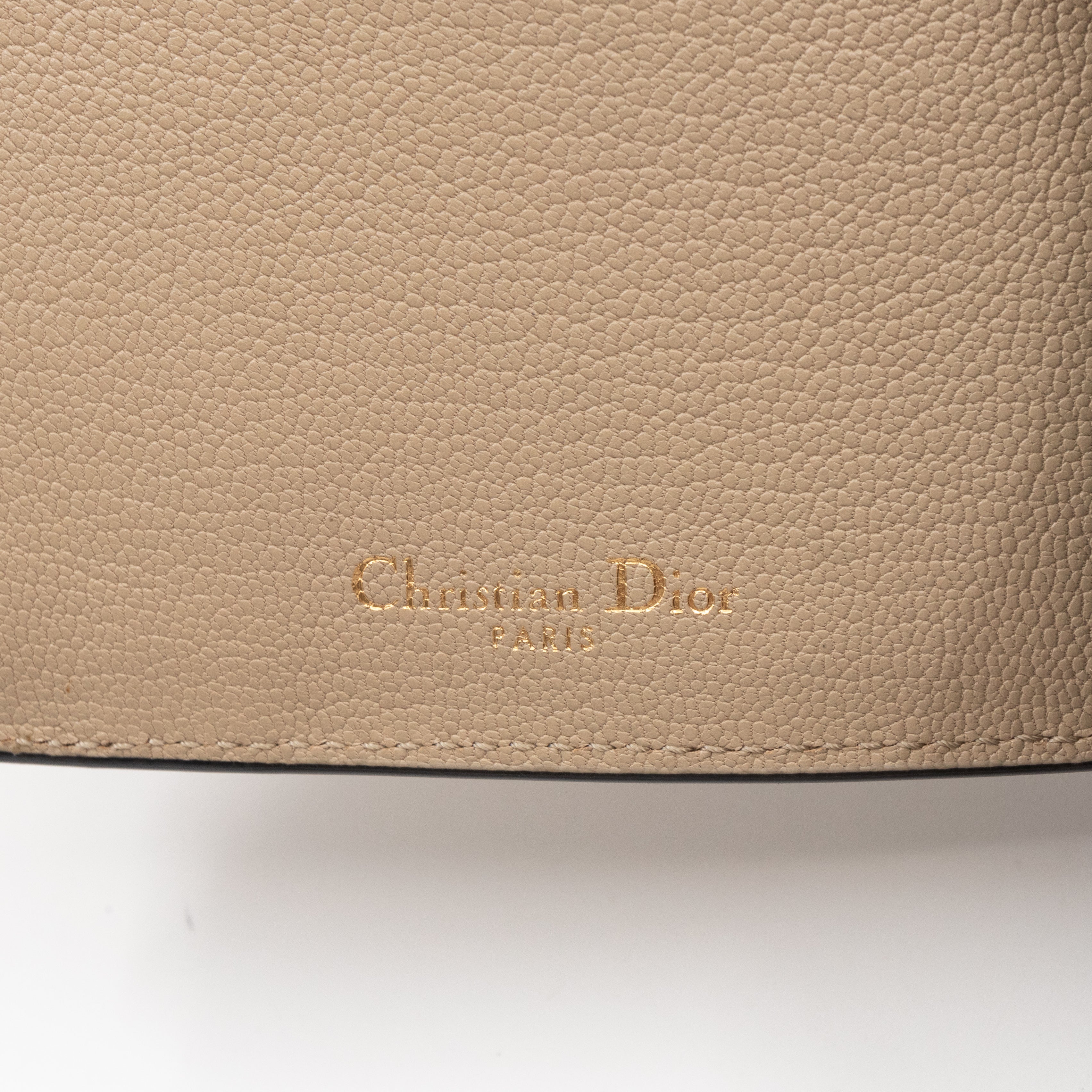 Large Saddle Flap Zipped Wallet Beige Leather