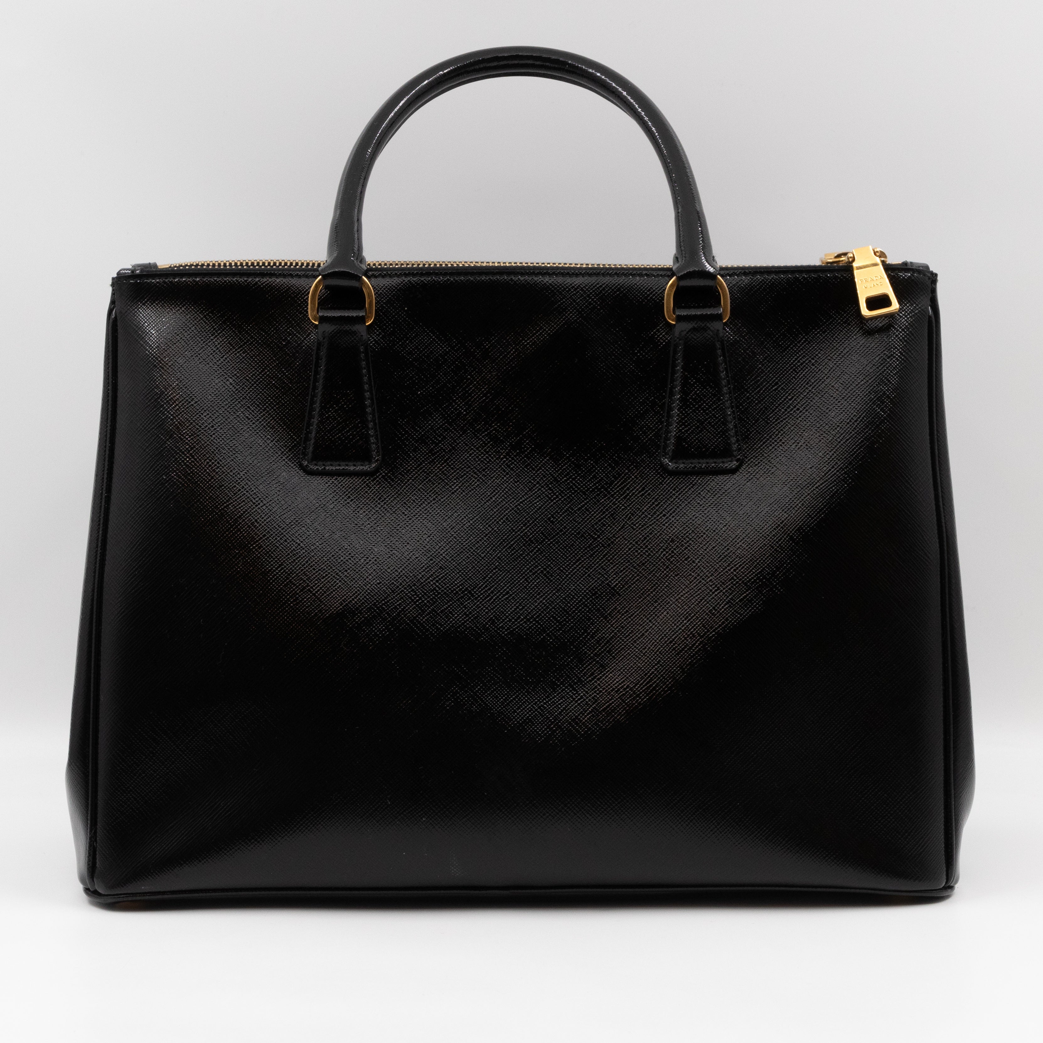 Galleria Large Double Zip Black Saffiano Vernis