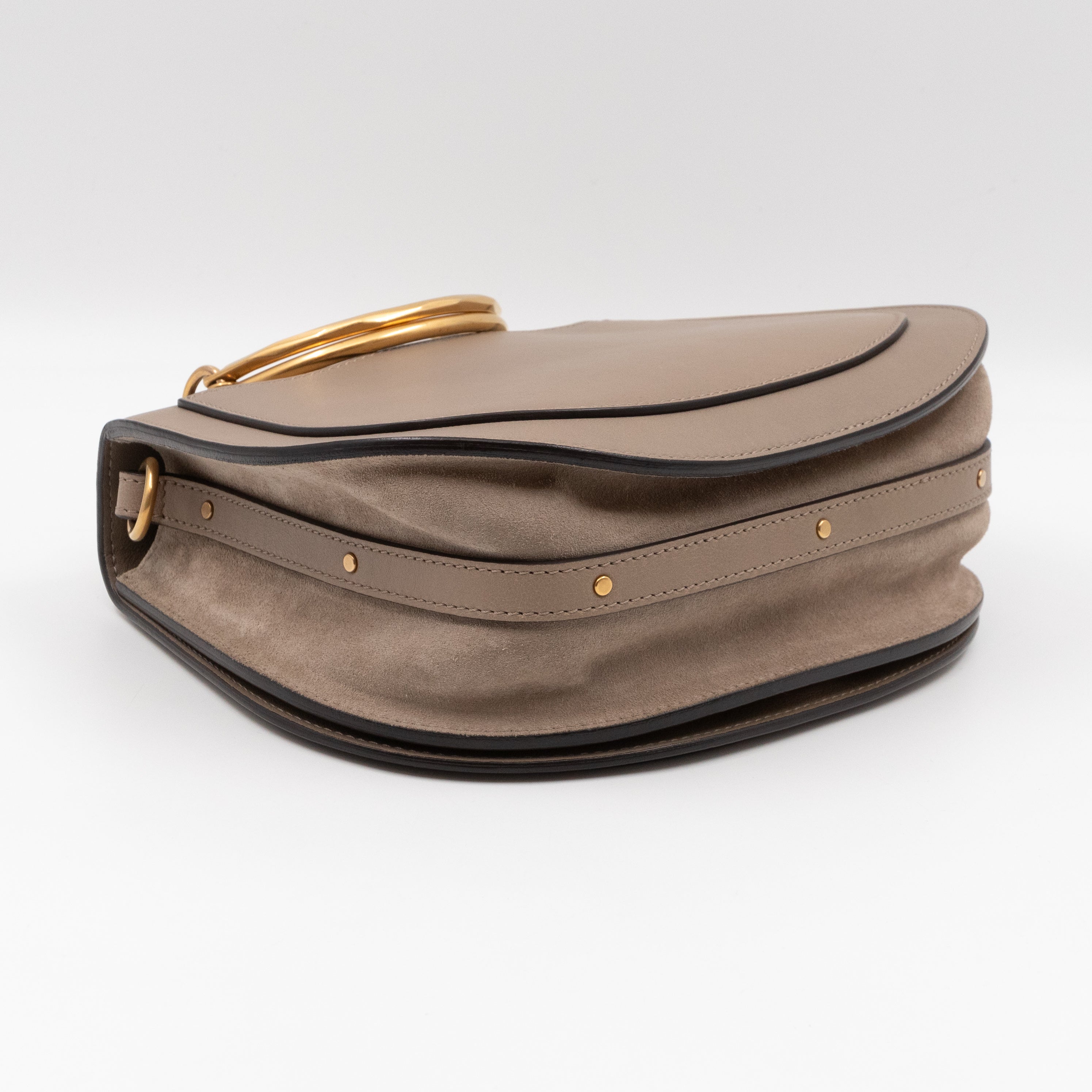 Nile Bracelet Bag Medium Gray Leather