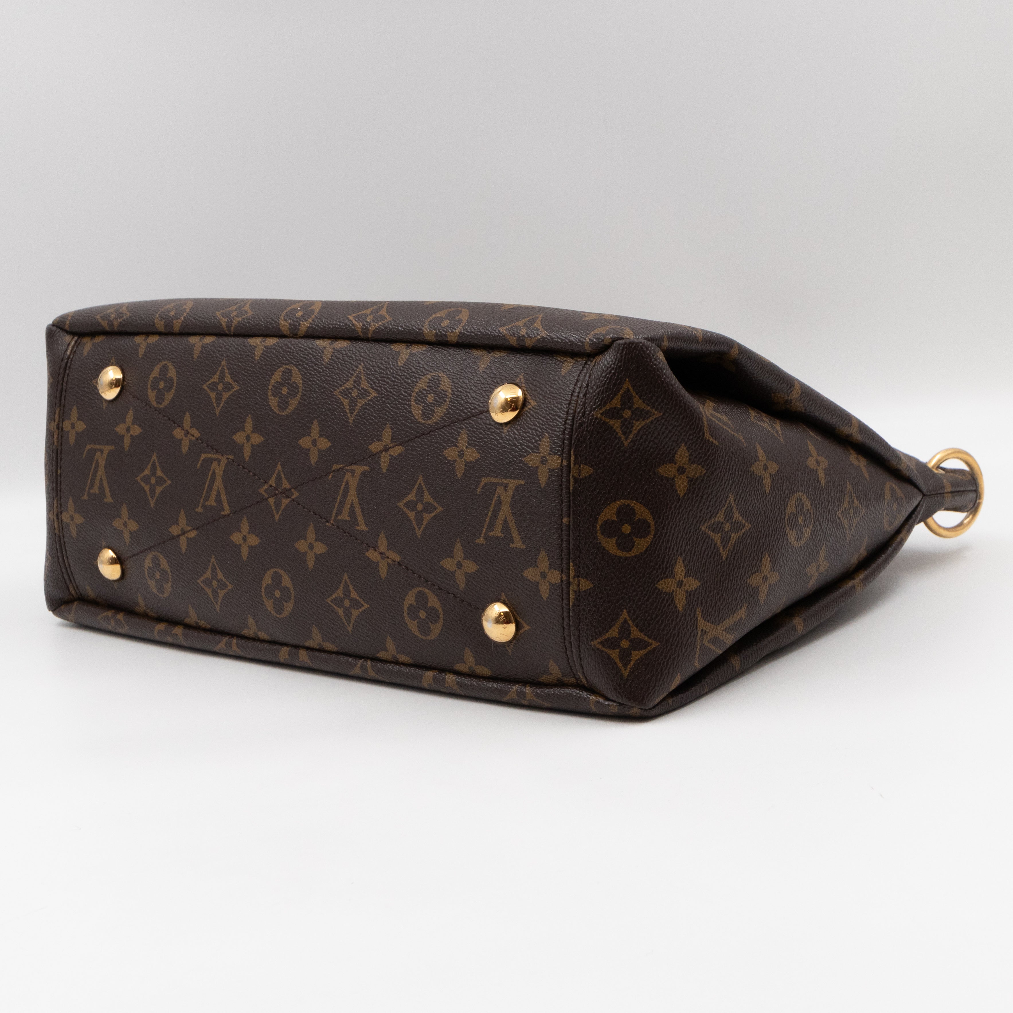 Pallas Monogram Black